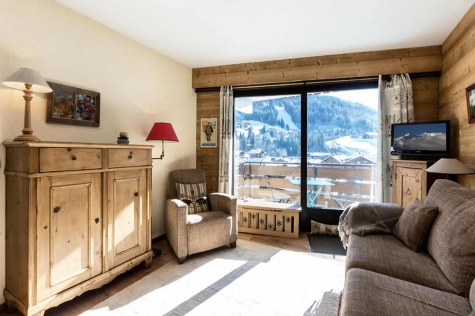 Résidence Crystal-Buitenkant zomer