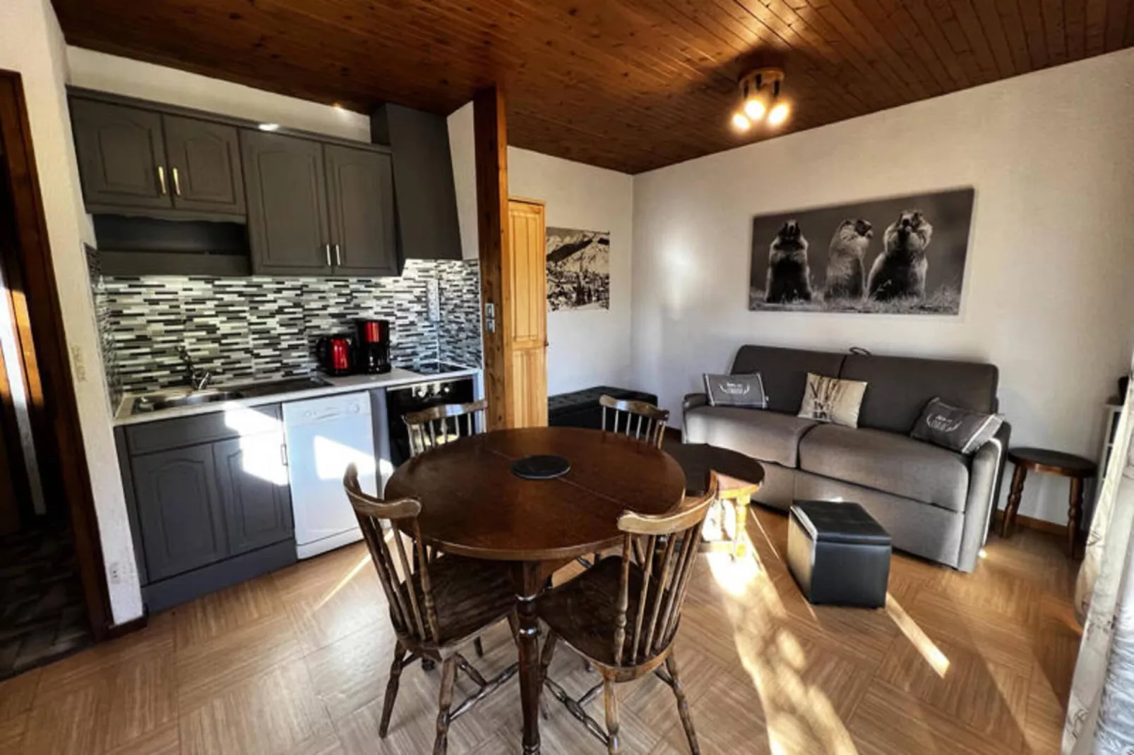 Chalets à La Clusaz-Eetkamer