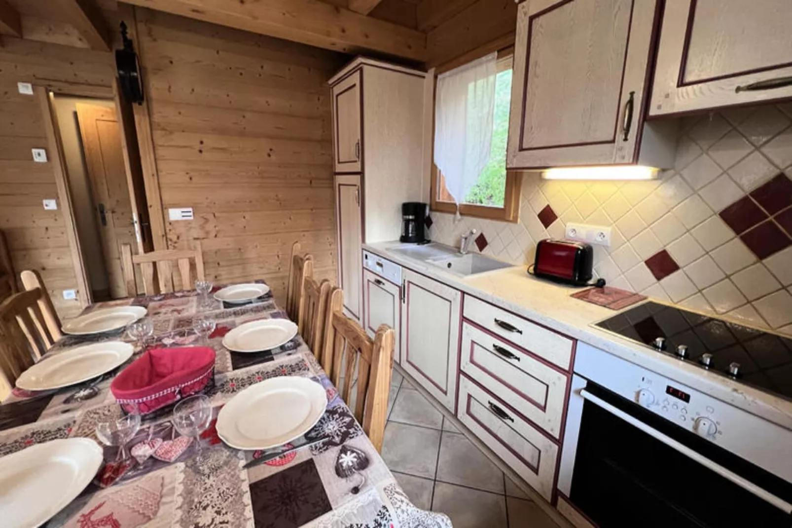 Appartements à La Clusaz-Buitenkant zomer