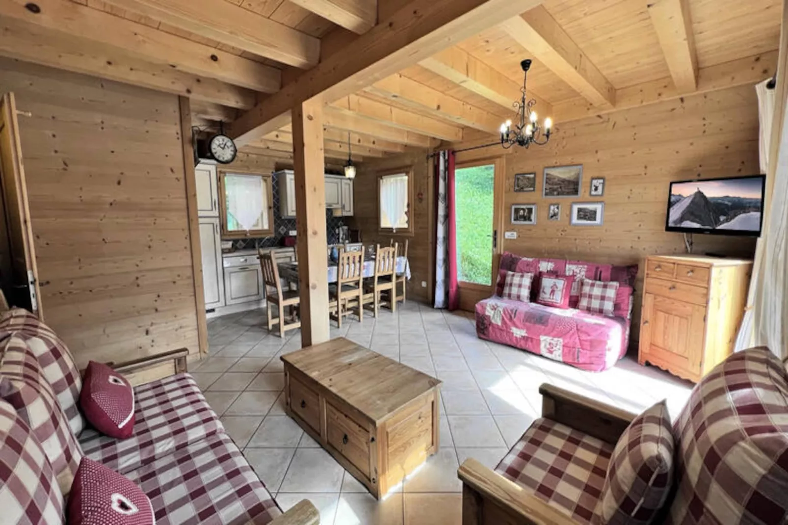 Chalets à La Clusaz-Image-tags.