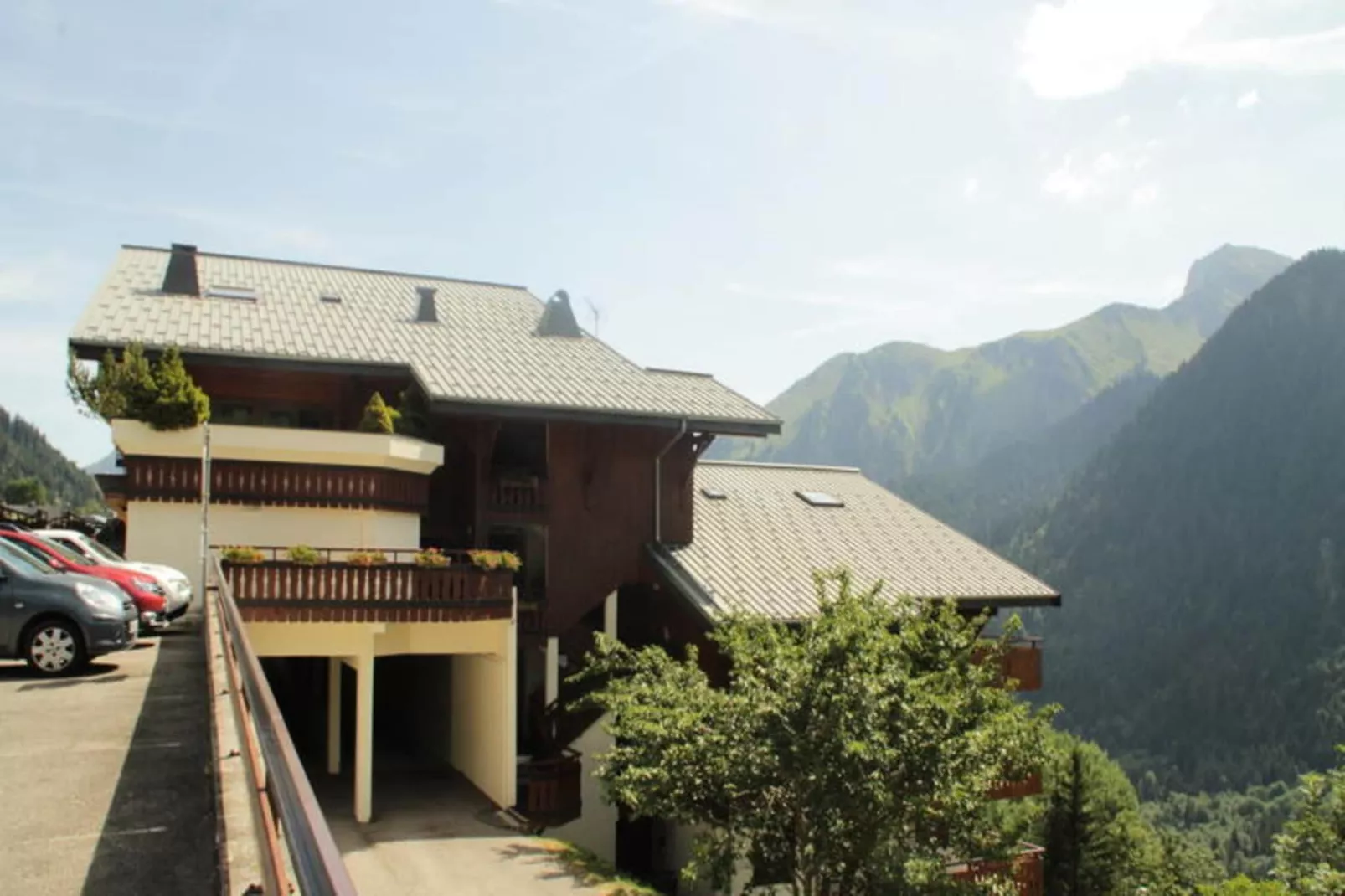 Chalets De Barbessine-Buitenkant zomer