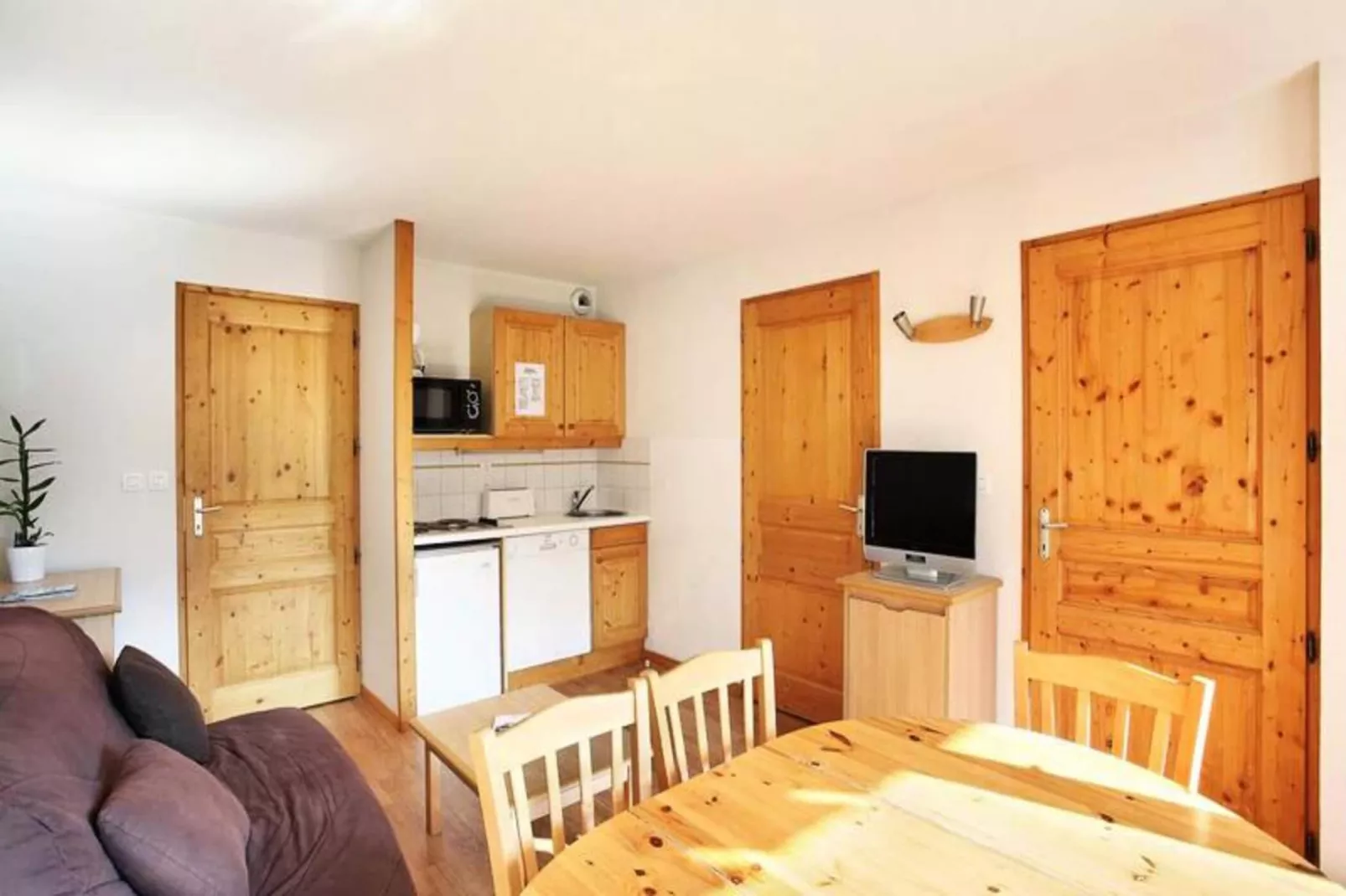 Résidence Odalys Le Buet**-Buitenkant zomer