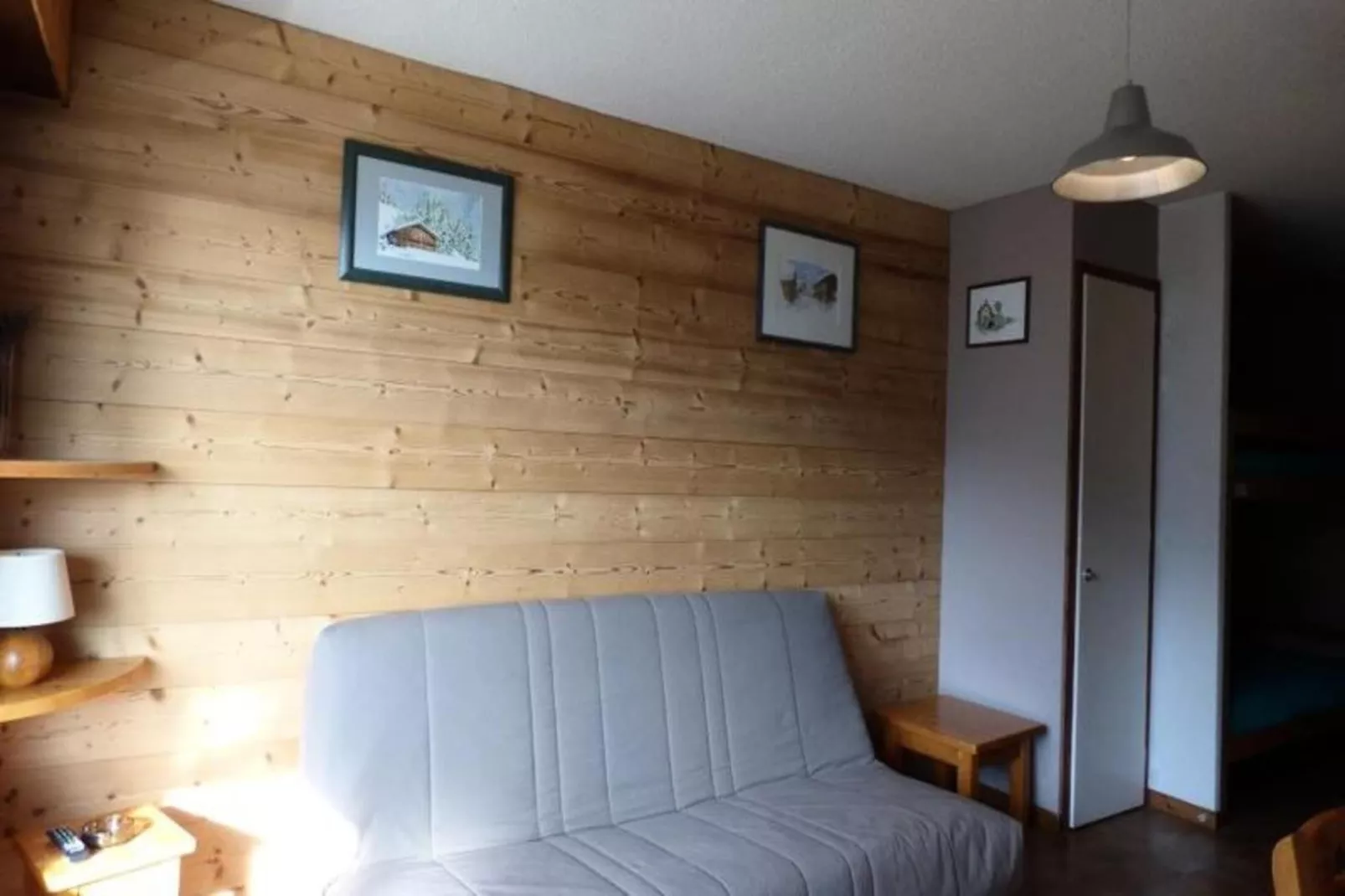 Résidence Valerianne-Buitenkant zomer