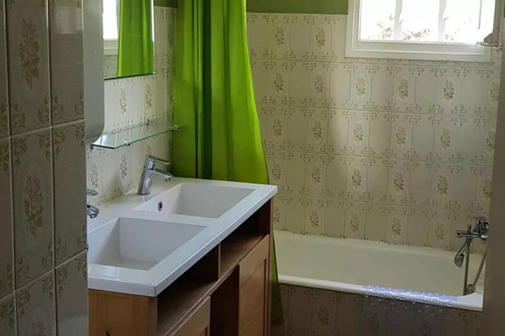 Résidence Bagatelle-Buitenkant zomer