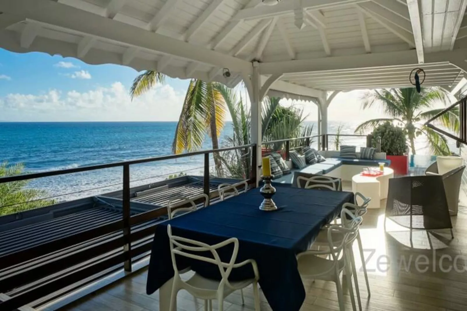 Villa Sea Front-Image-tags.