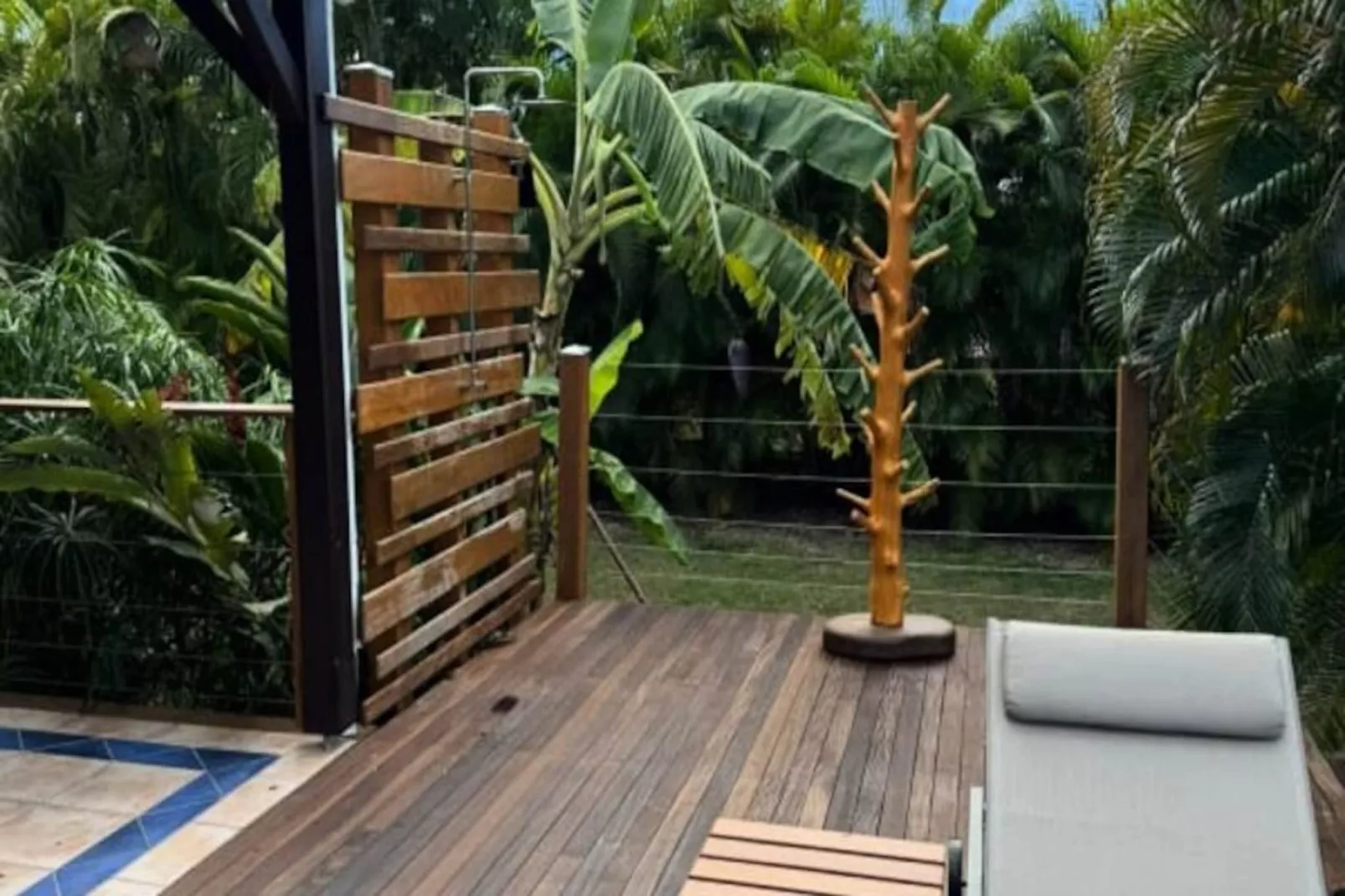 Villa La D&eacute;sirade-Image-tags.