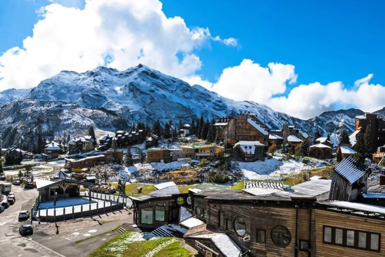 Résidence Les Fontaines Blanches - maeva Home-Buitenkant zomer