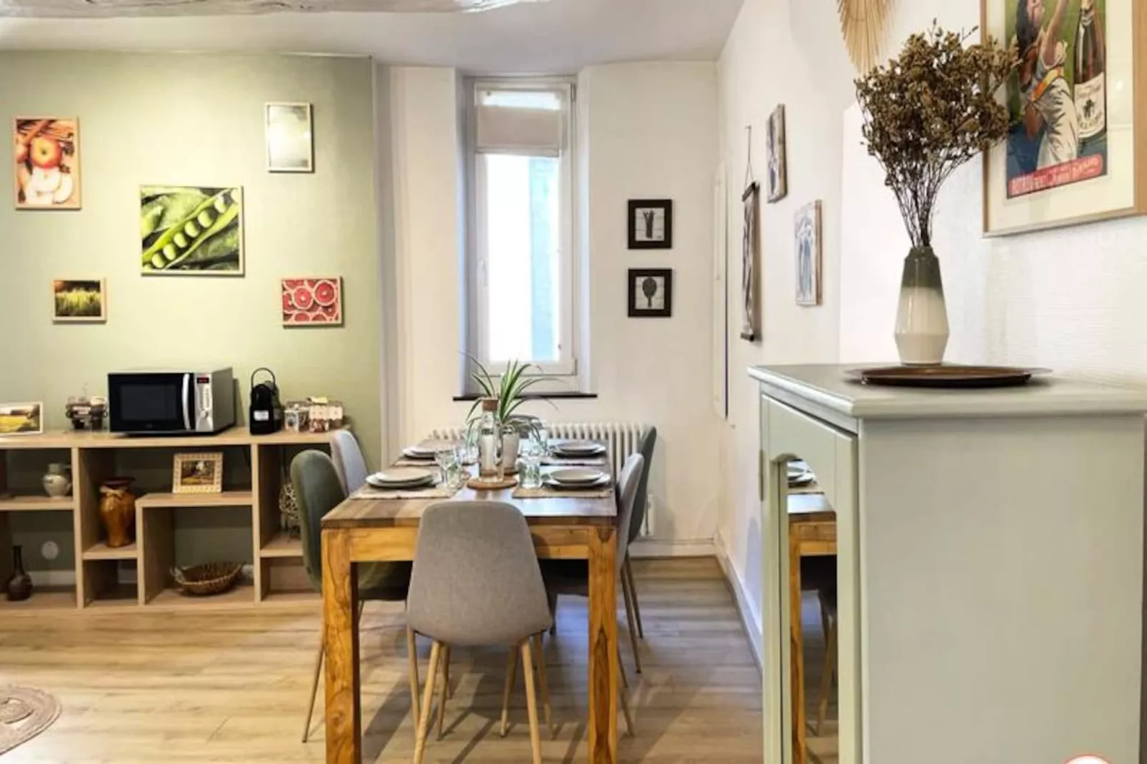 🏺le St-laurent - Magnifique Triplex - Calme-Image-tags.