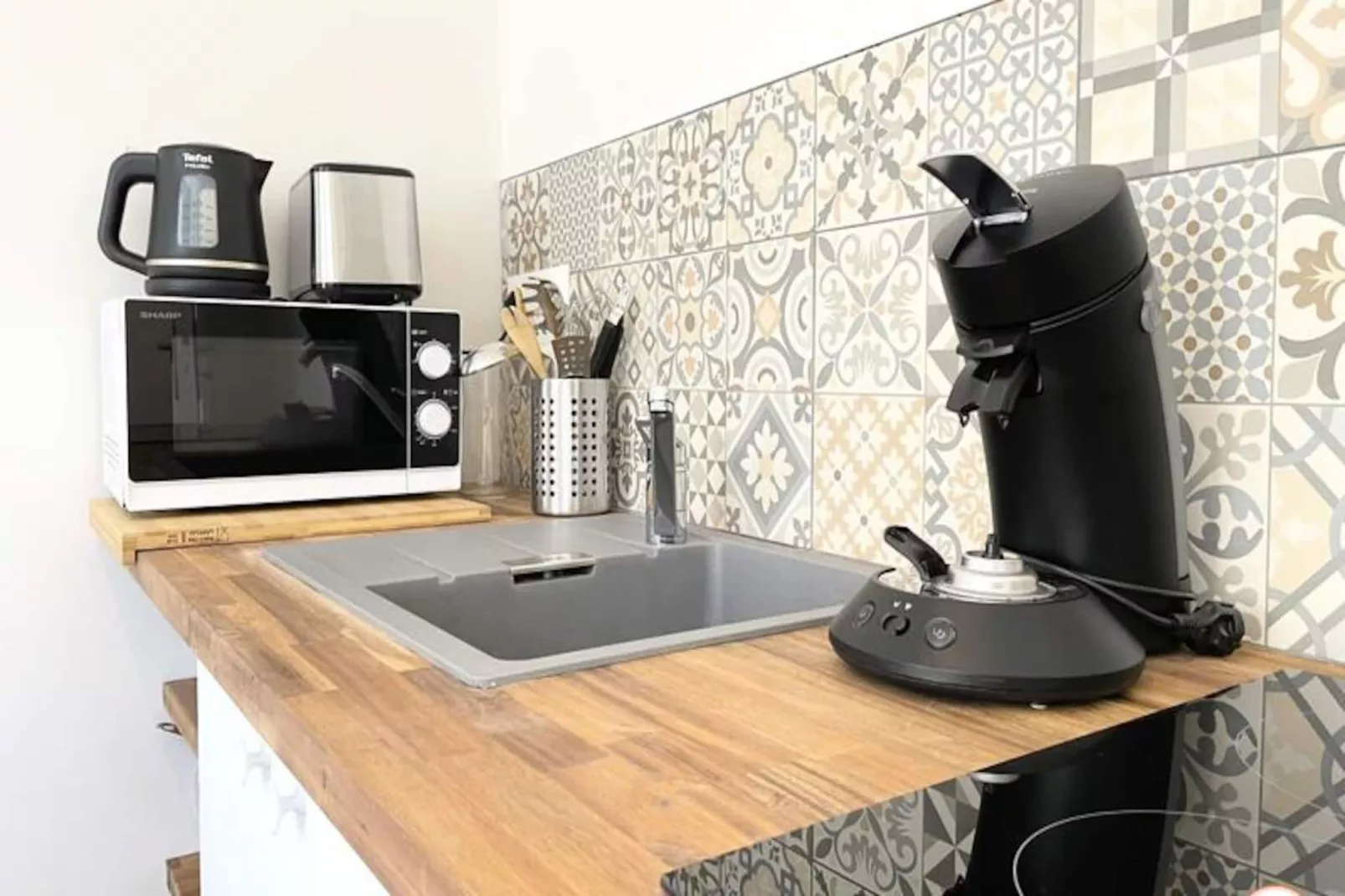 ⚡ Les Petites Normandes - Accès Direct Plage-Image-tags.