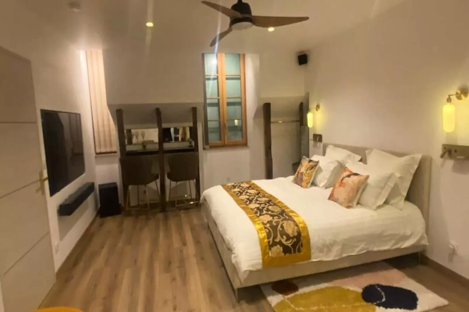 19a - Le Septi&egrave;me Ciel, Cocoon Lover-Image-tags.