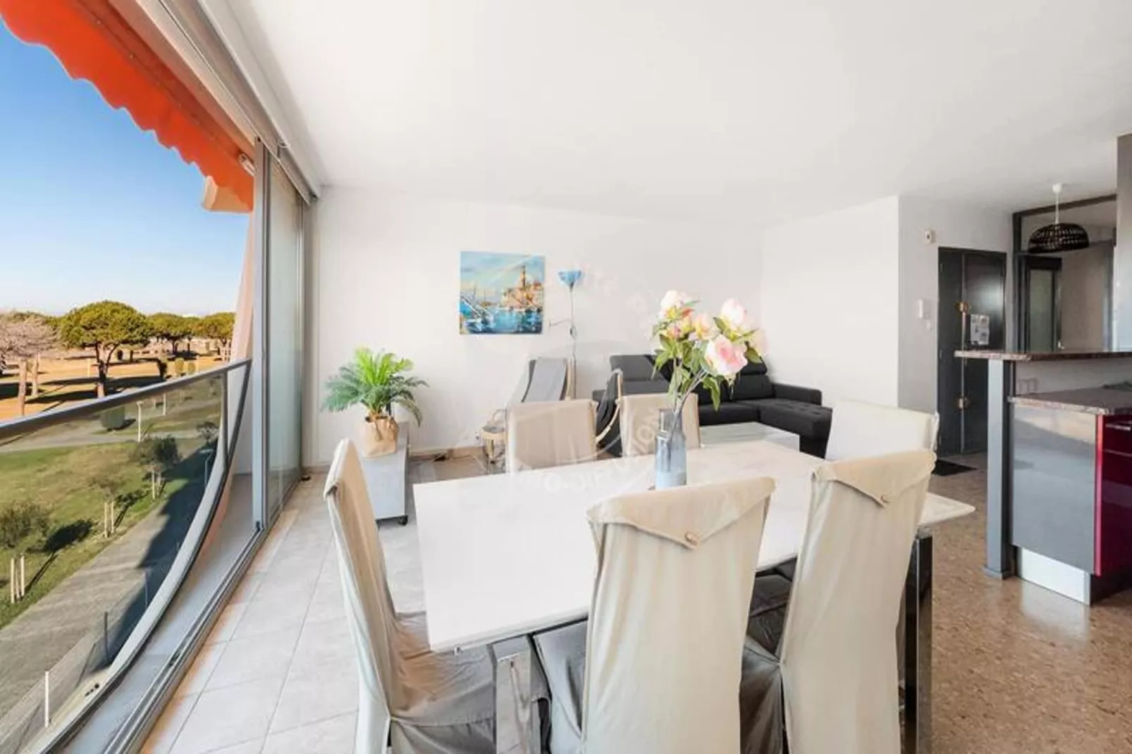 Résidence "le Vincent"-Eetkamer