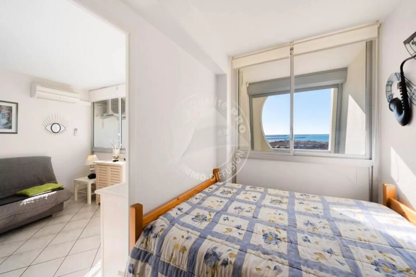 Résidence "le Chabian"-Woonkamer