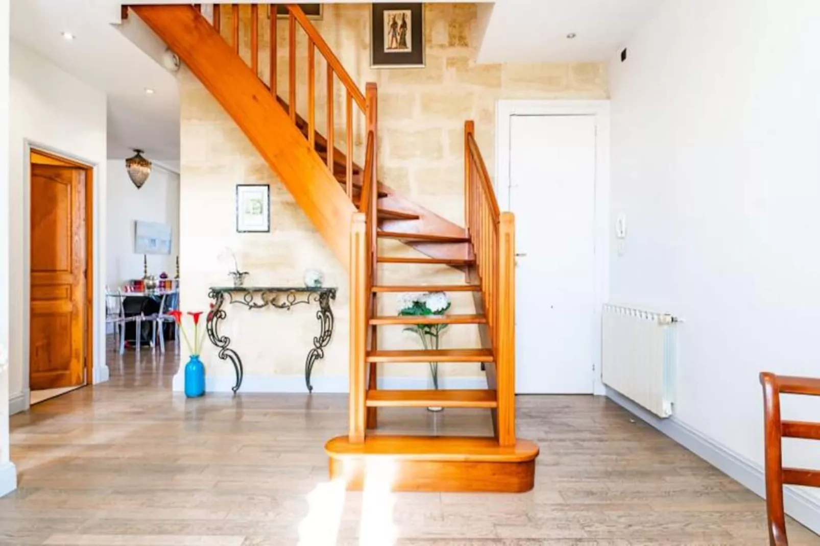 Magnifique Appartement De 160m&sup2; De 3 Chambres Quartier Saint-michel-Image-tags.