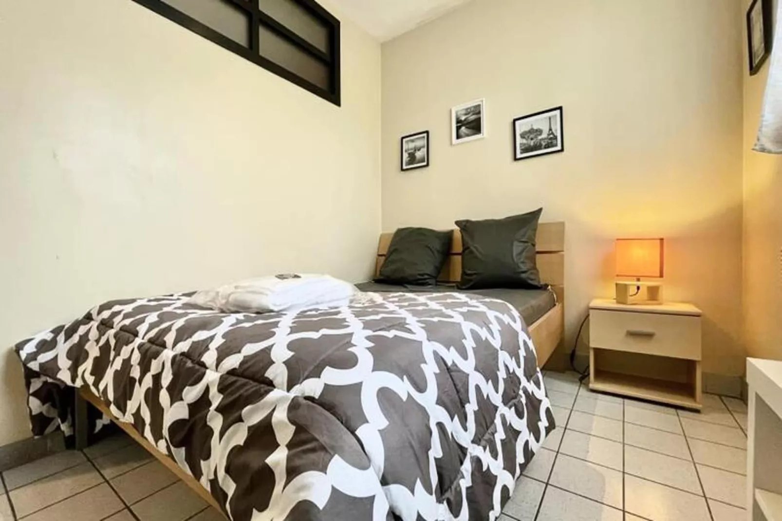 | Le F&eacute;lix 🌞 | Proche Gem, Gare | Tout &eacute;quip&eacute;-Slaapkamer