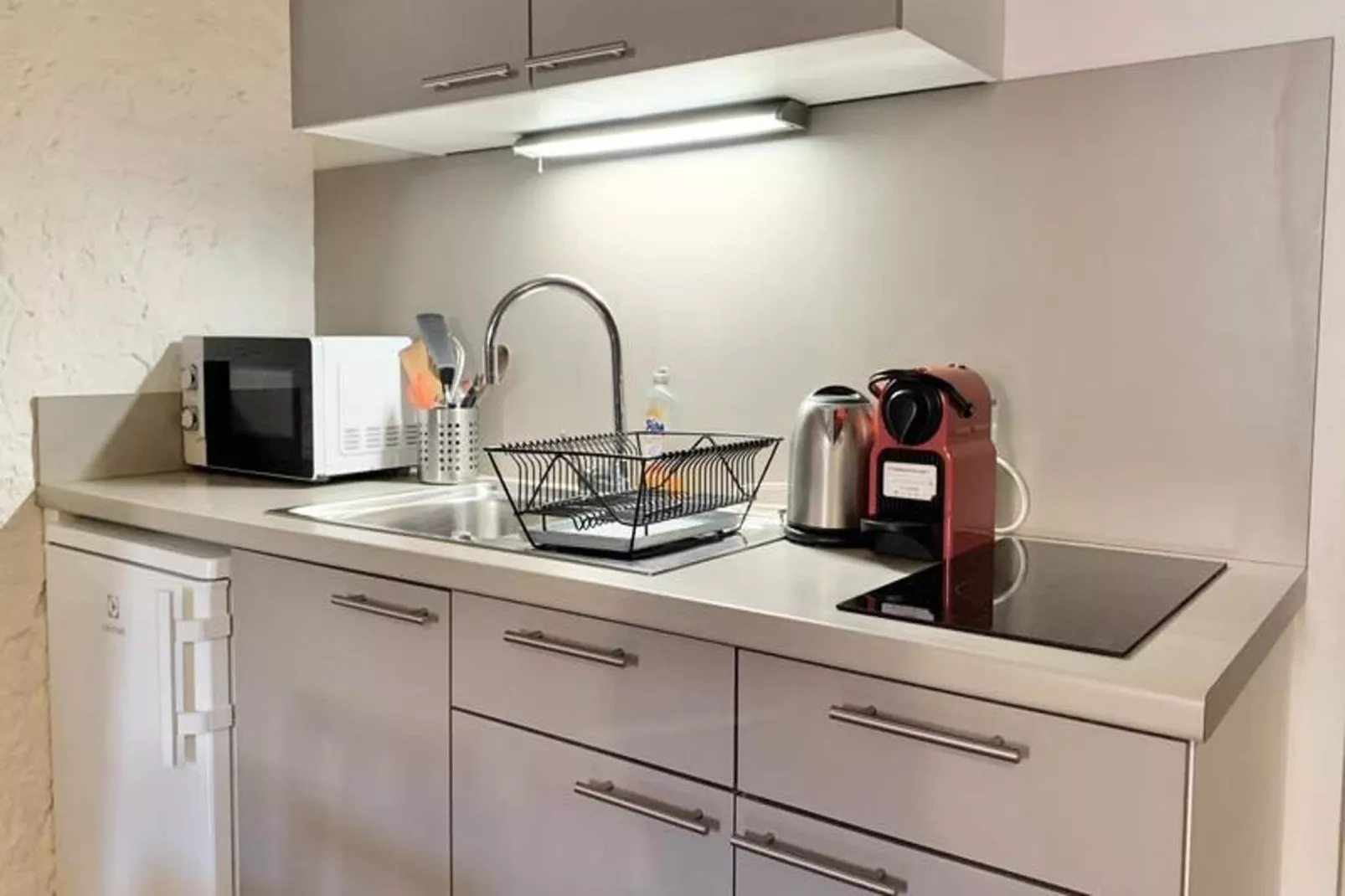 | L'alc&ocirc;ve De Vaucanson 🟡 Centre Historique | Place Vaucanson-Keuken