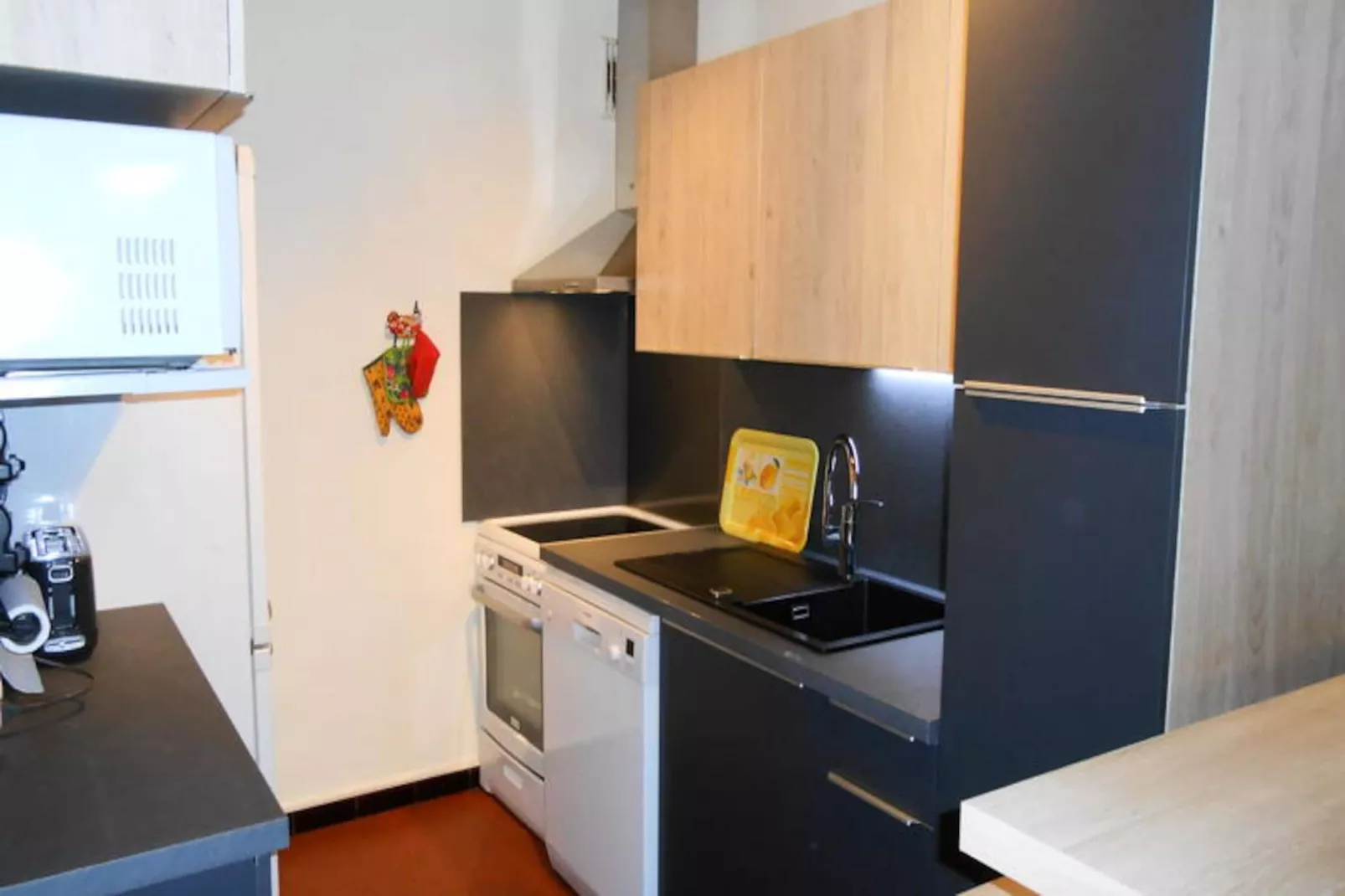 La Residence-Image-tags.