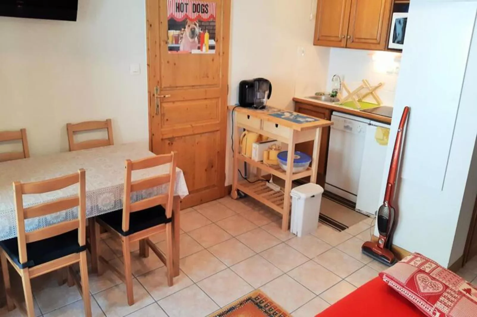 Résidence Balcon Des Pistes C-Eetkamer