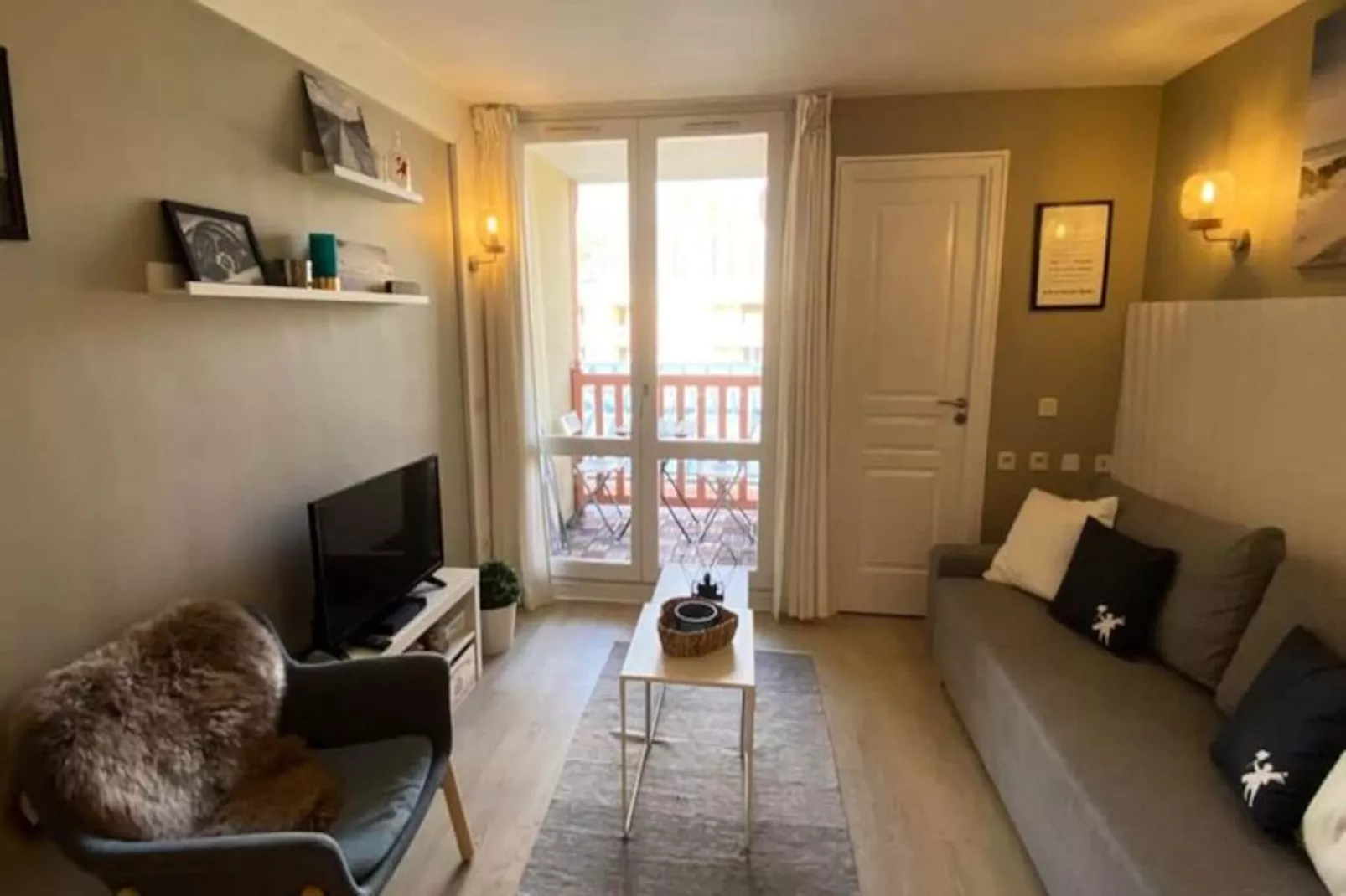 Résidence Tr&egrave;s Bel Appt 6 Pers Avec Piscine (sauf Janvier), Tennis Et Parking 202-Image-tags.