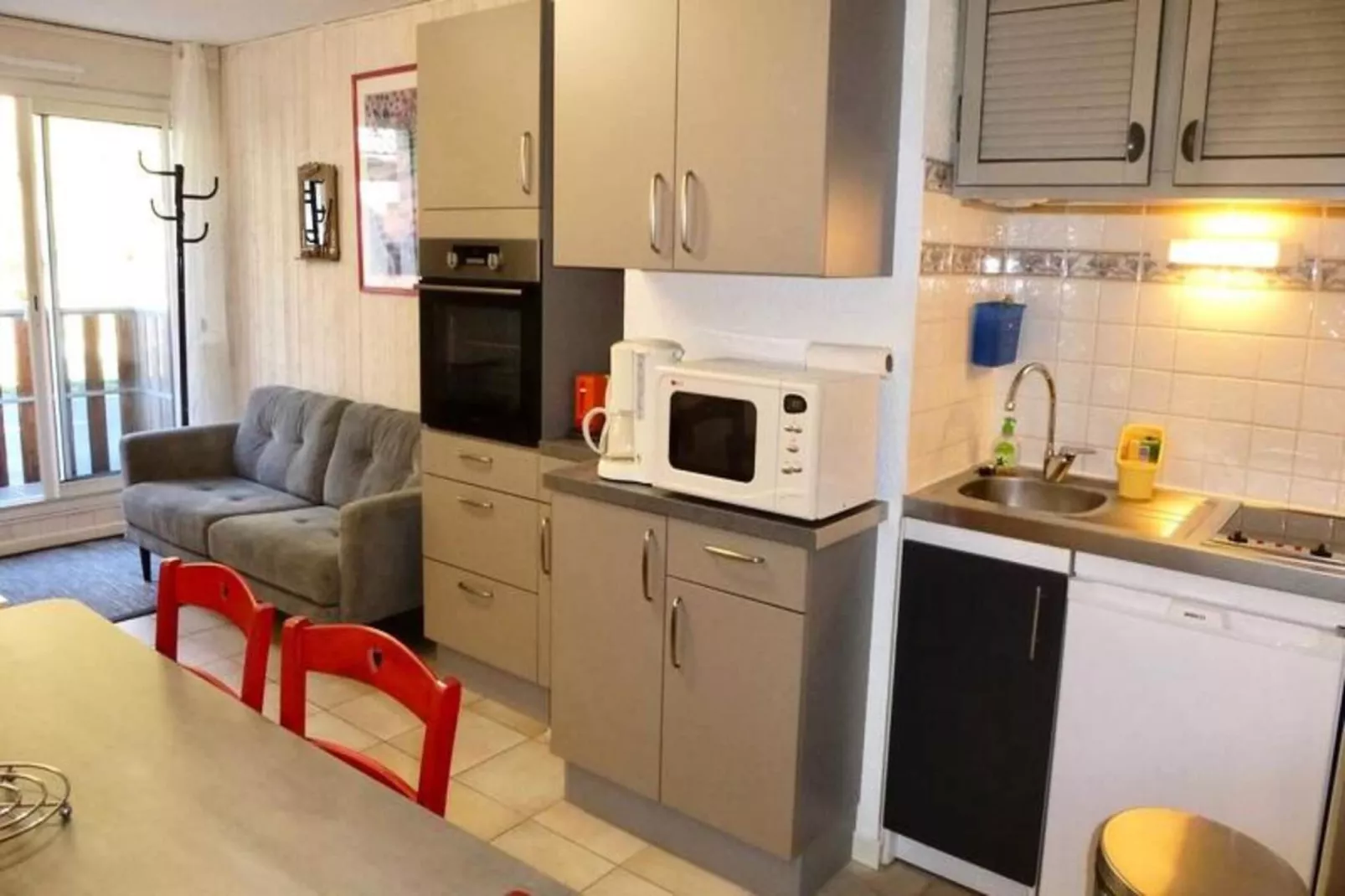 Résidence Neouvielle-Eetkamer