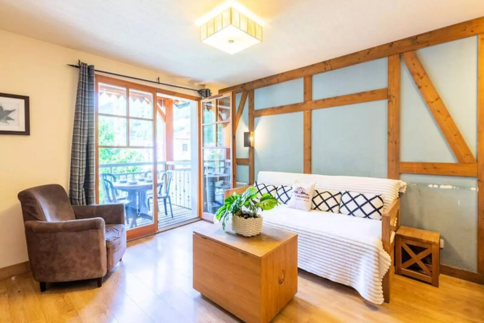 Résidence Cami Real-Image-tags.