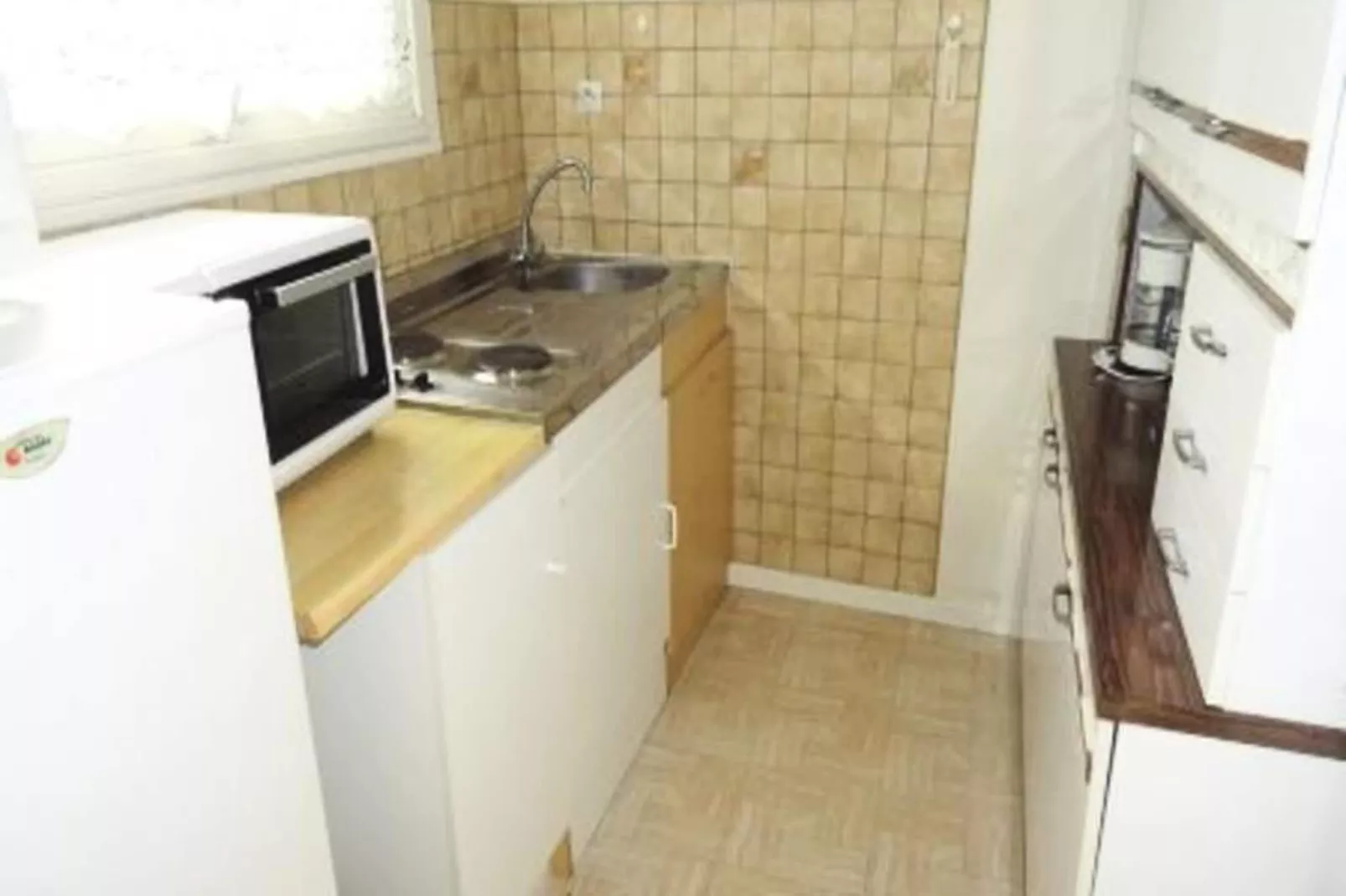 Résidence Le Jasmin-Keuken