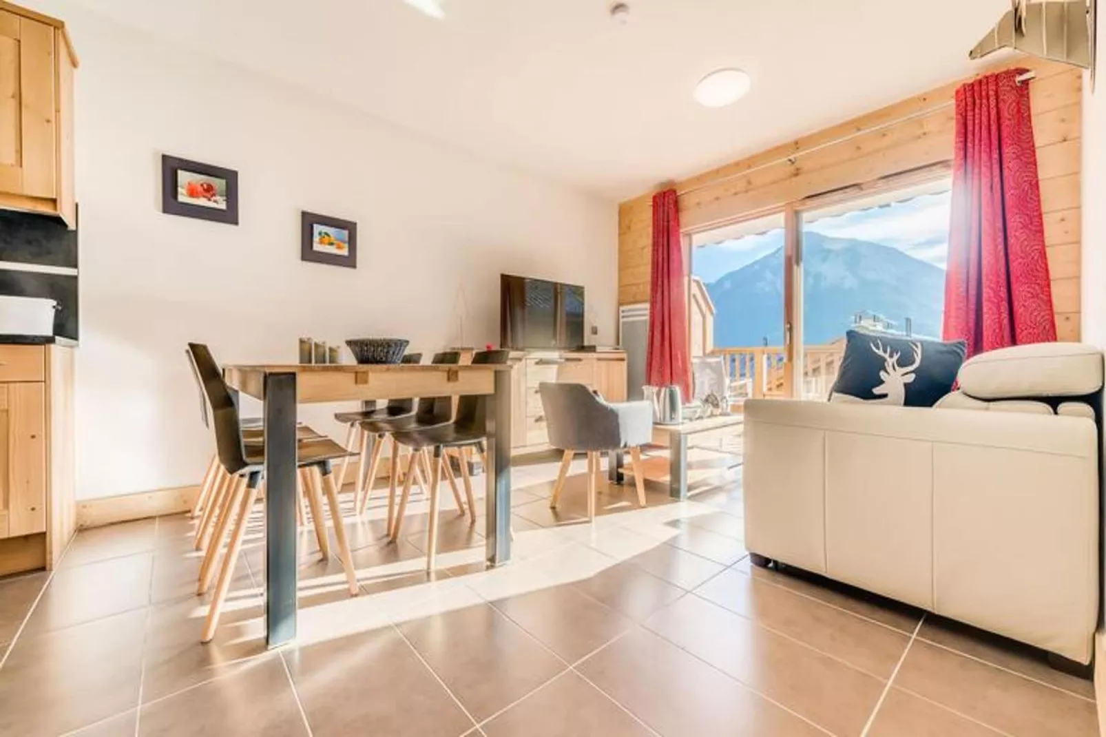 Résidence Les Balcons EtoilÉs-Eetkamer