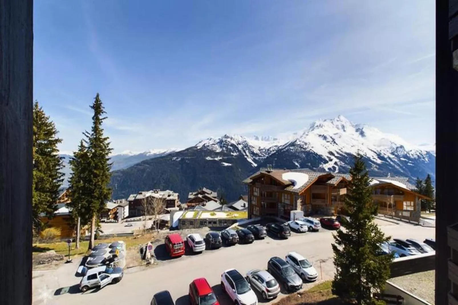 Résidence Bouquetins A-Buitenkant zomer