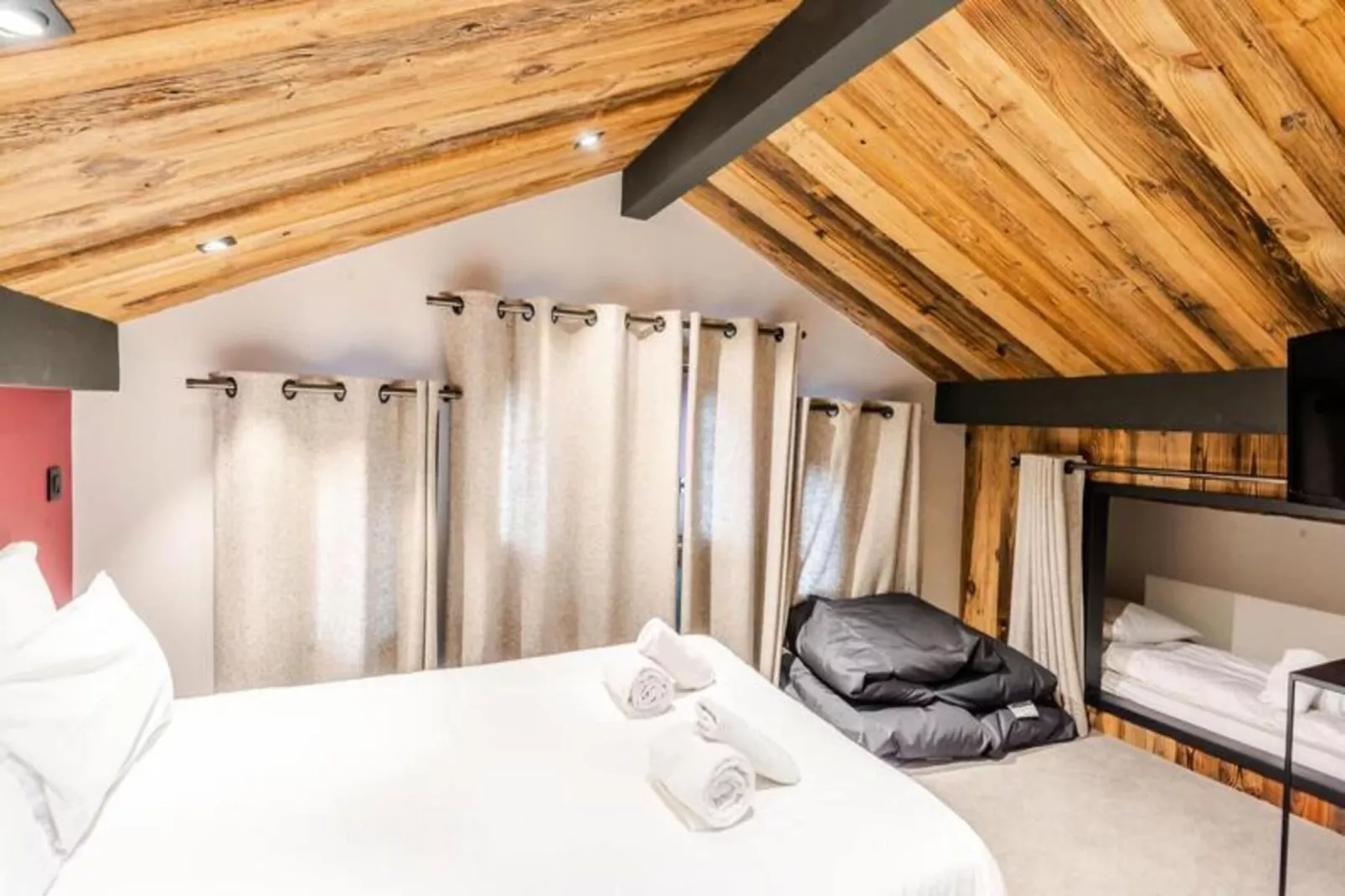 Résidence L'edelweiss-Buitenkant zomer