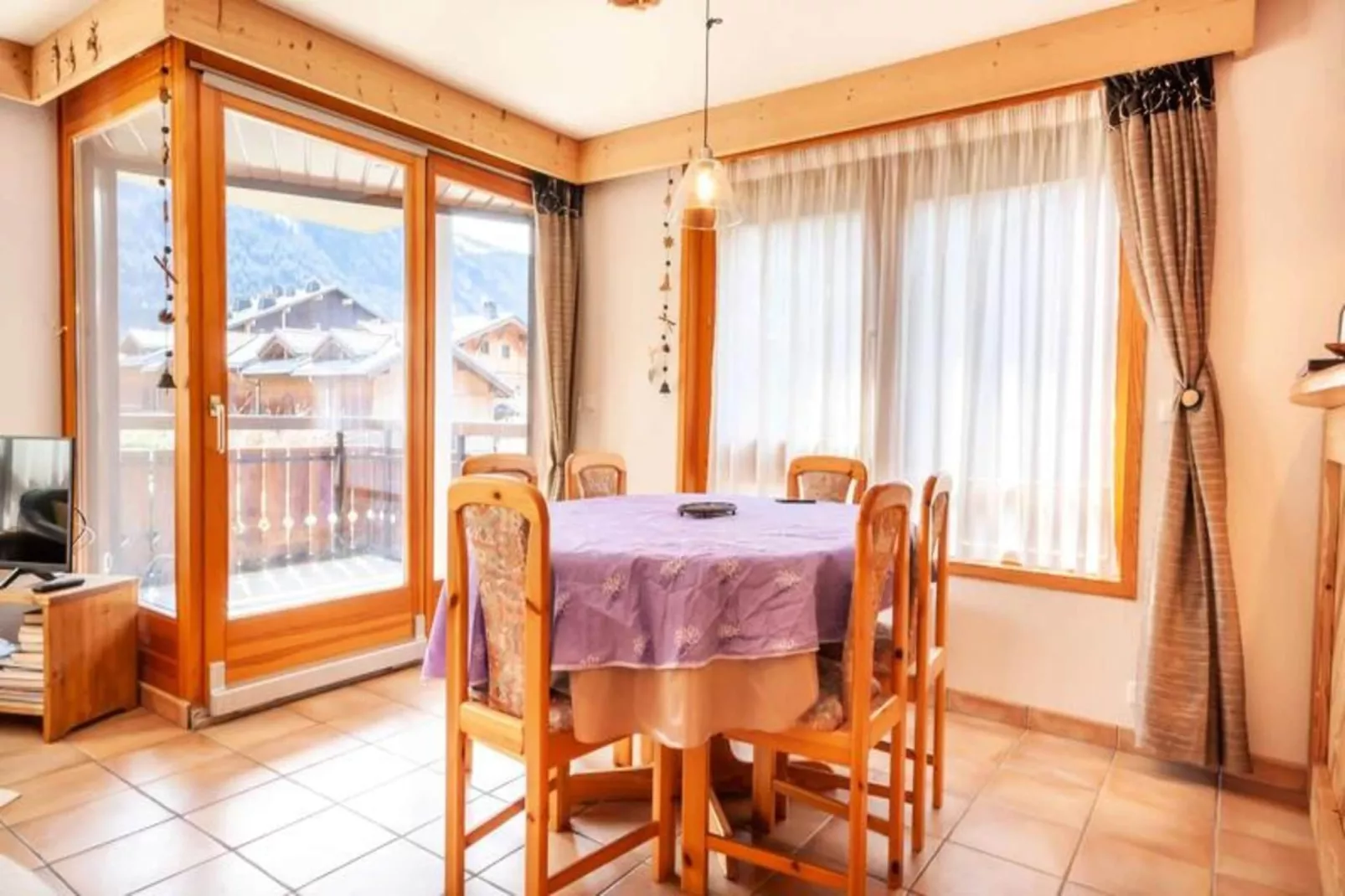 Résidence La  Ploche-Buitenkant zomer