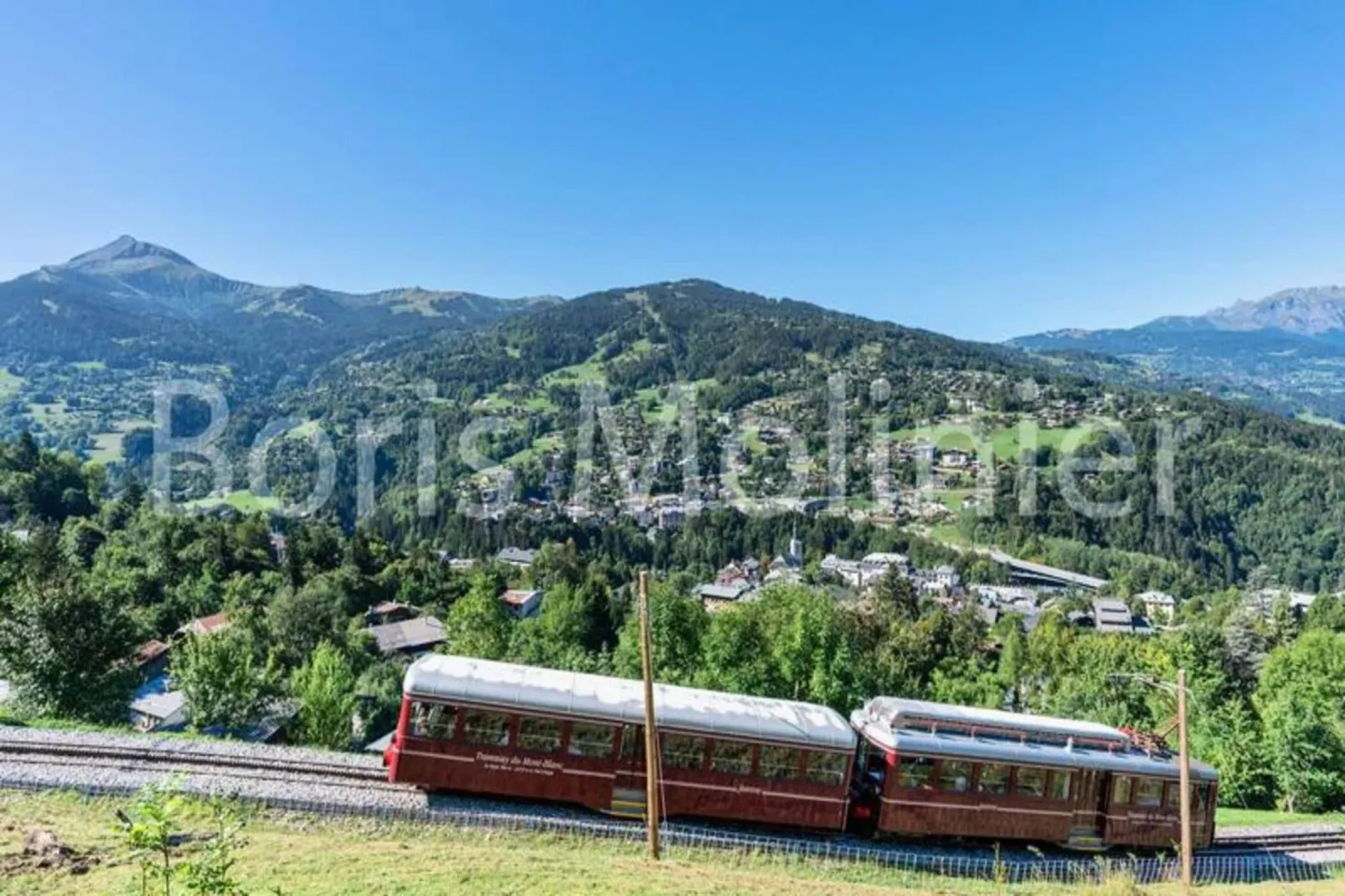 Résidence Les Jardins Alpins-Buitenkant zomer