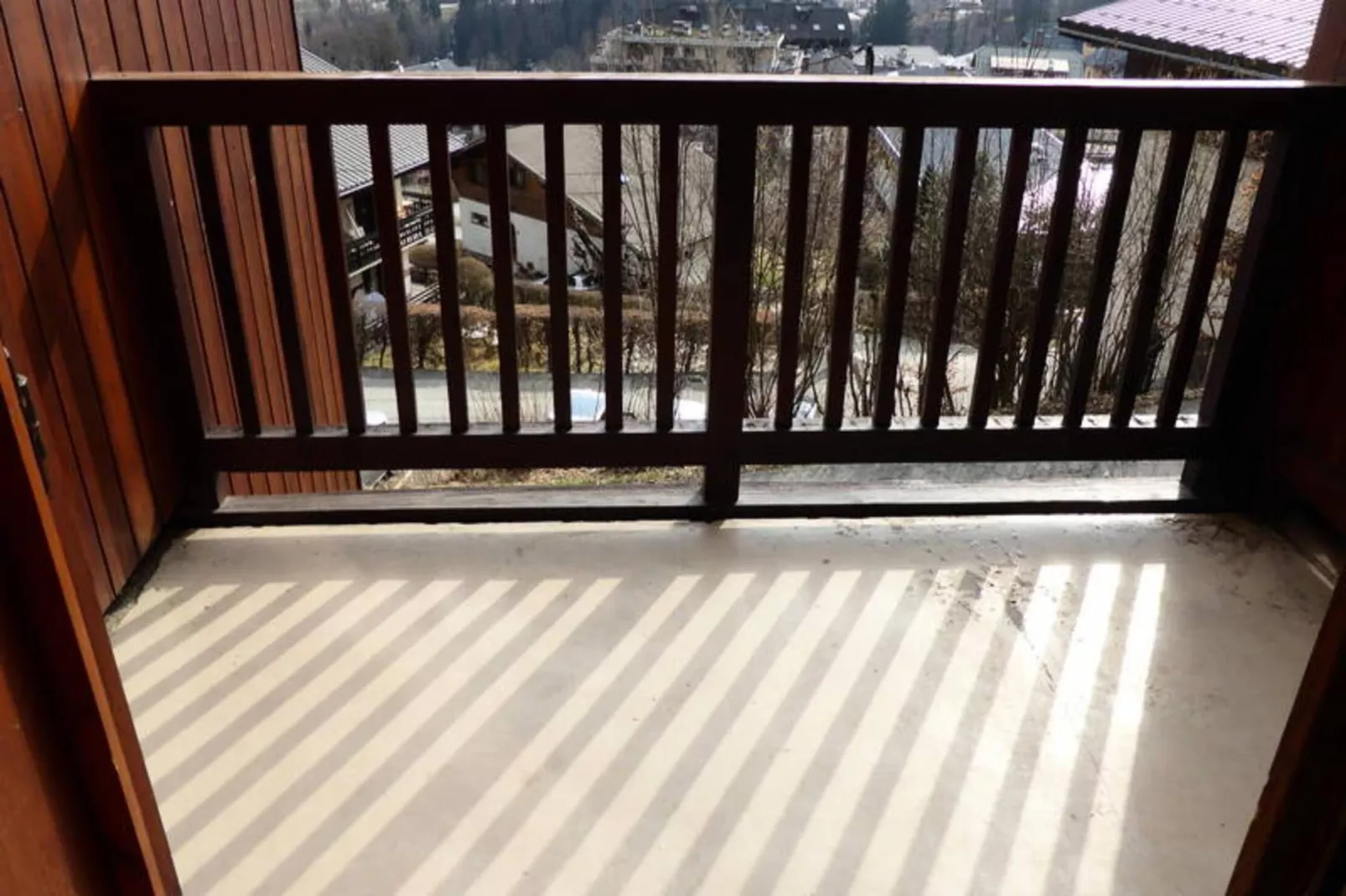 Résidence Les Loges-Buitenkant zomer