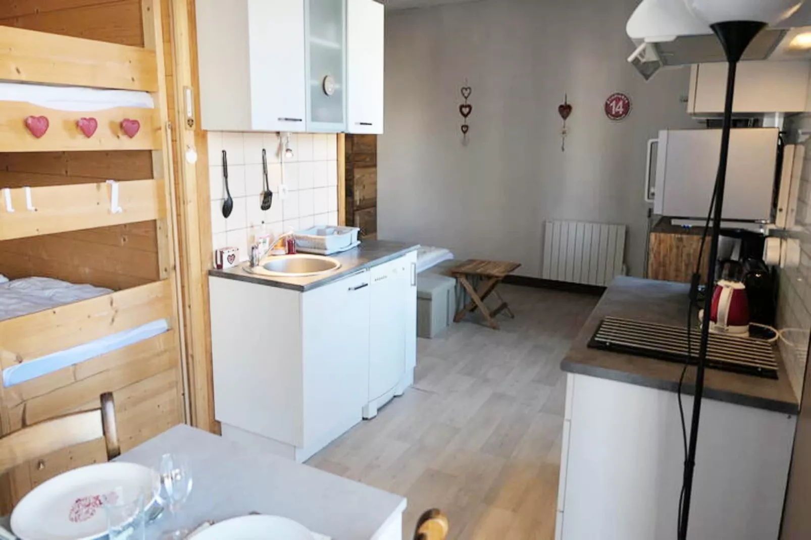 Résidence Les Bruyeres-Buitenkant zomer