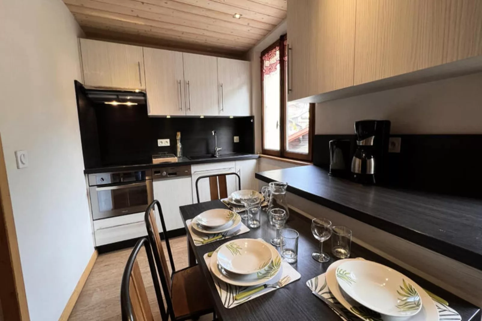 Appartements à La Clusaz-Eetkamer