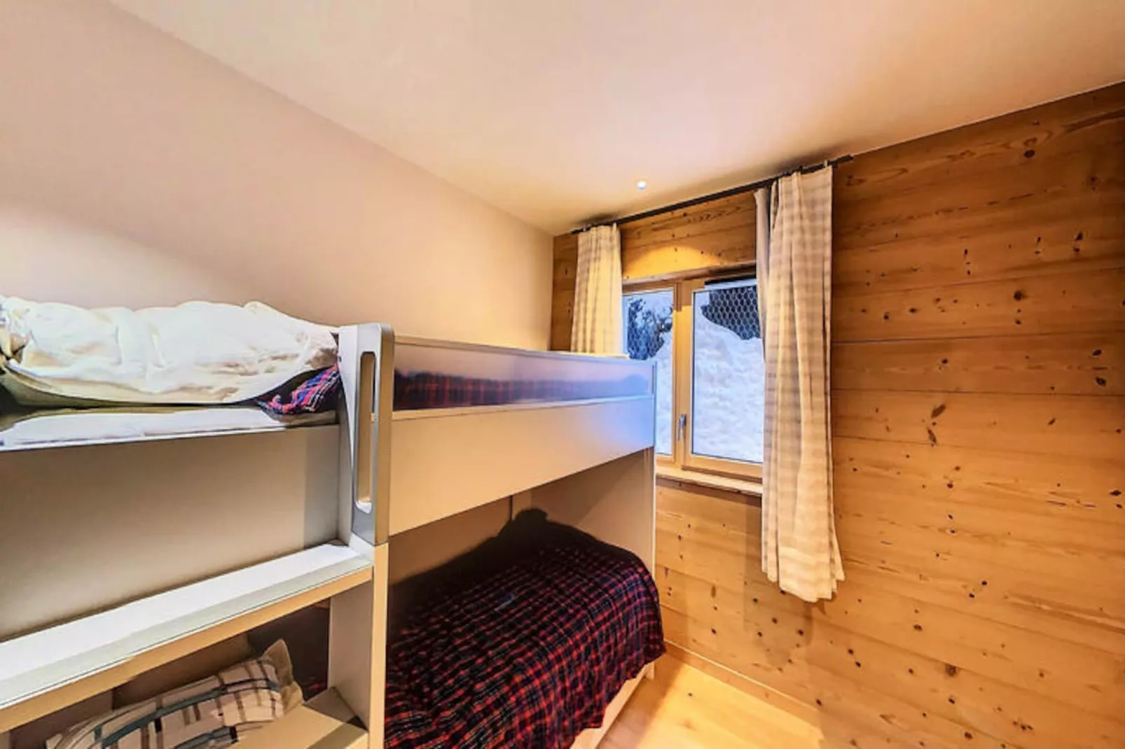 Appartements à Les Carroz-d'Arâches-Image-tags.