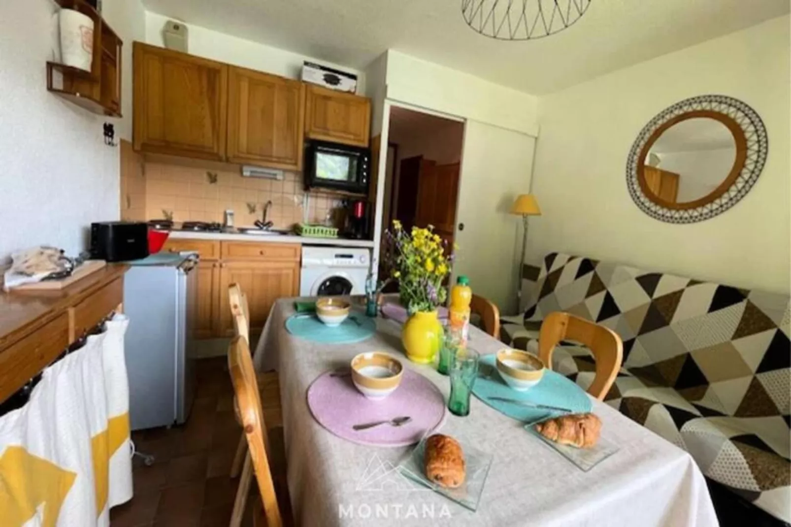 Résidence Millepertuis C-Eetkamer