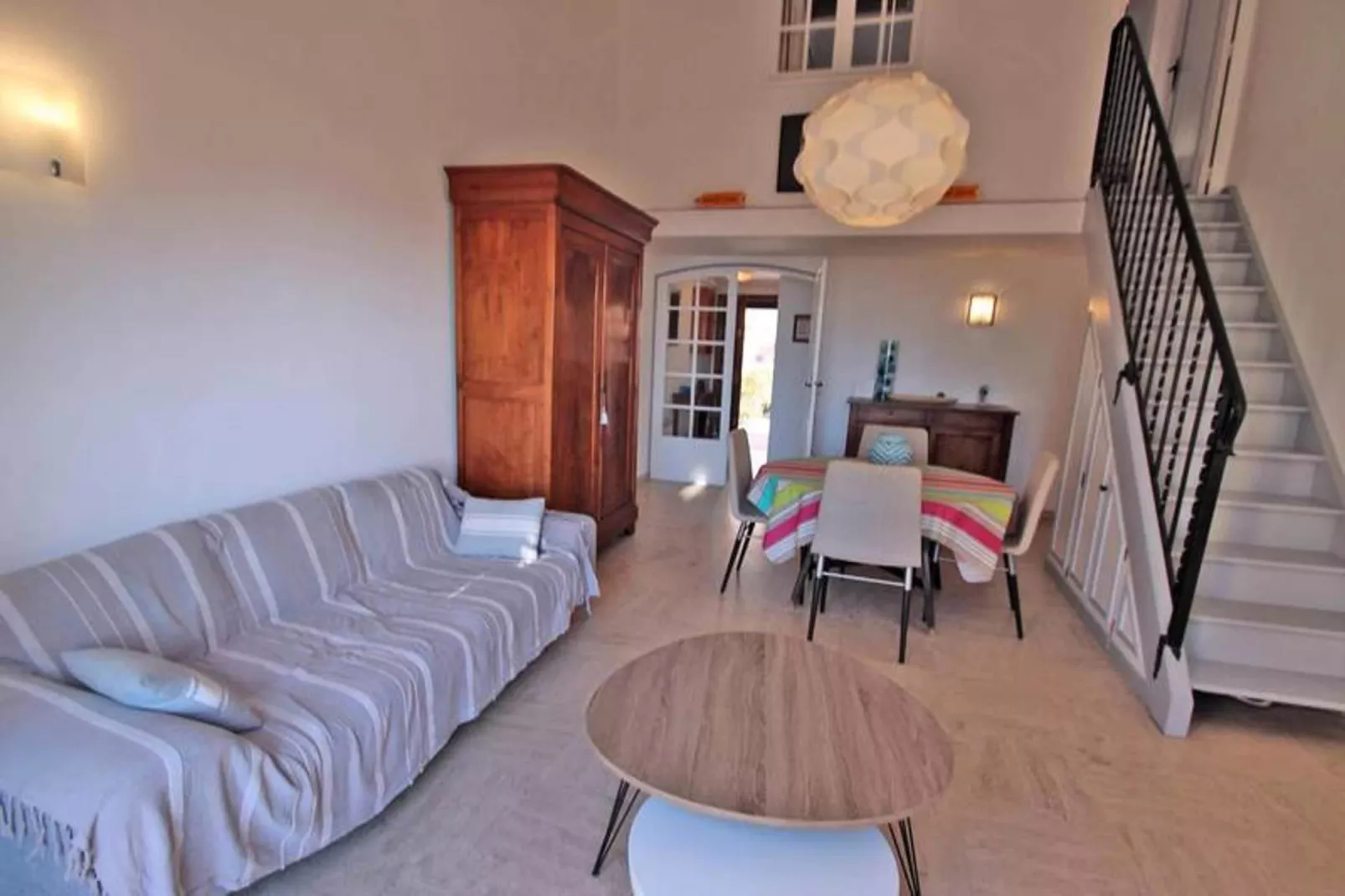 Résidence El Cantarello-Woonkamer