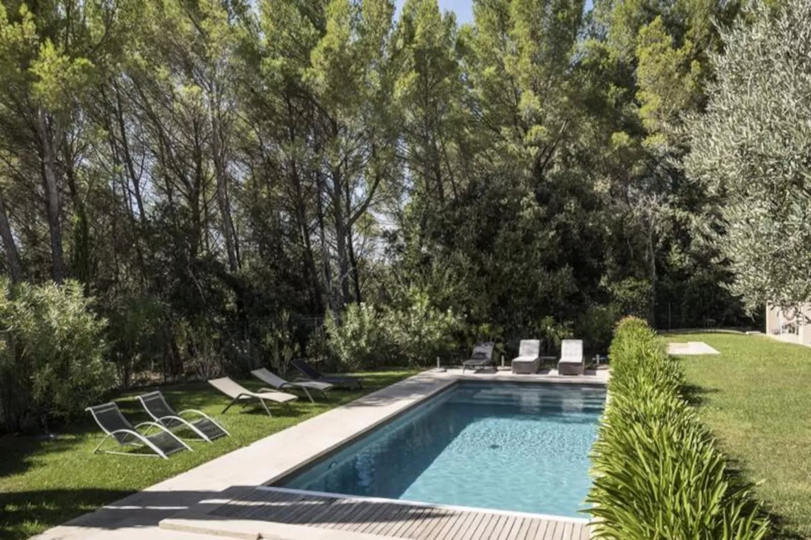 Bastide Blanche : Votre &eacute;vasion En Provence-Image-tags.