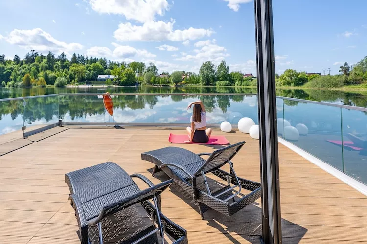 Dom na wodzie Bytów-Terrasbalkon