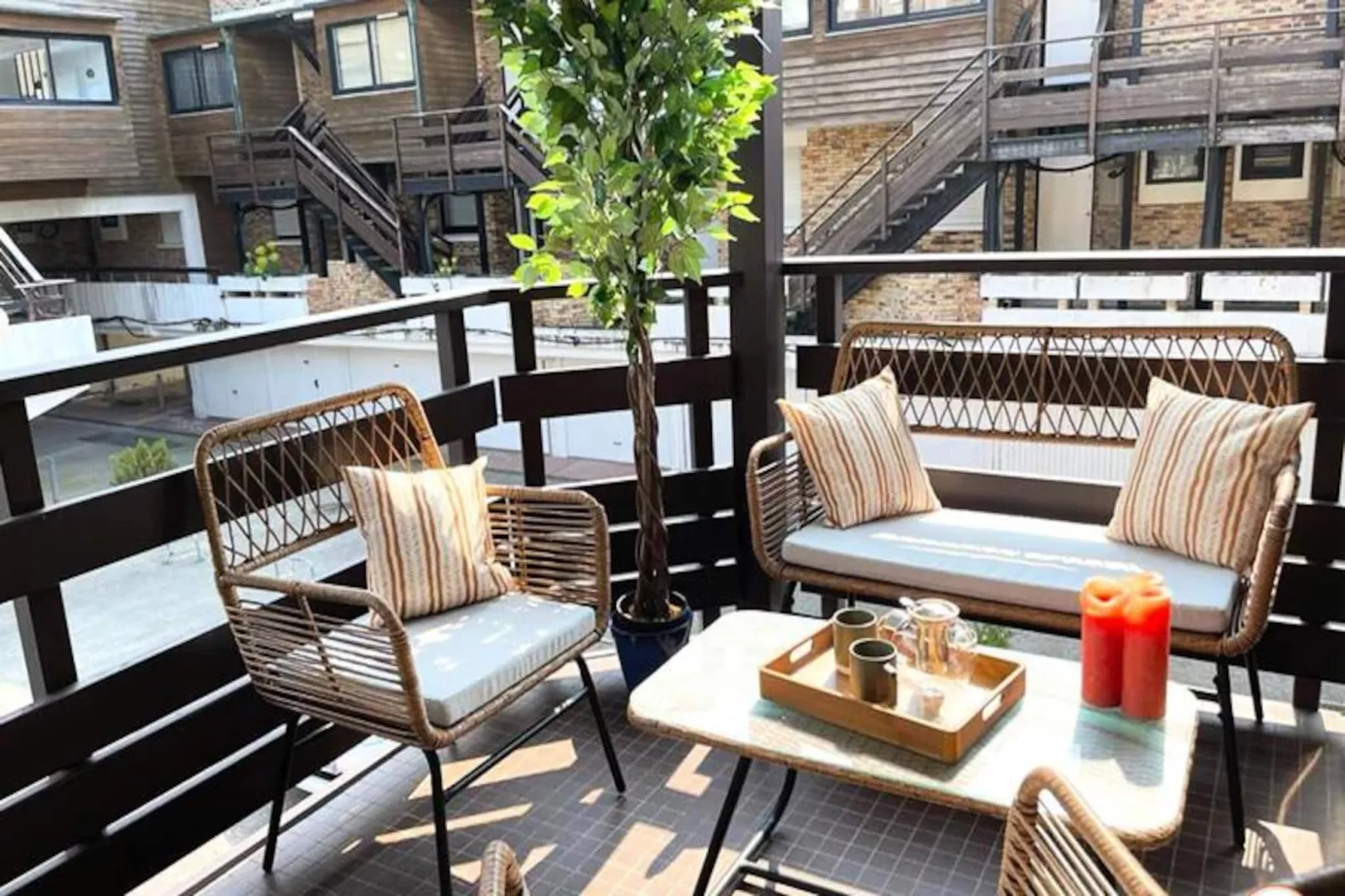 🍒 Temps Des Cerises - Terrasse - Plage - Marina-Image-tags.