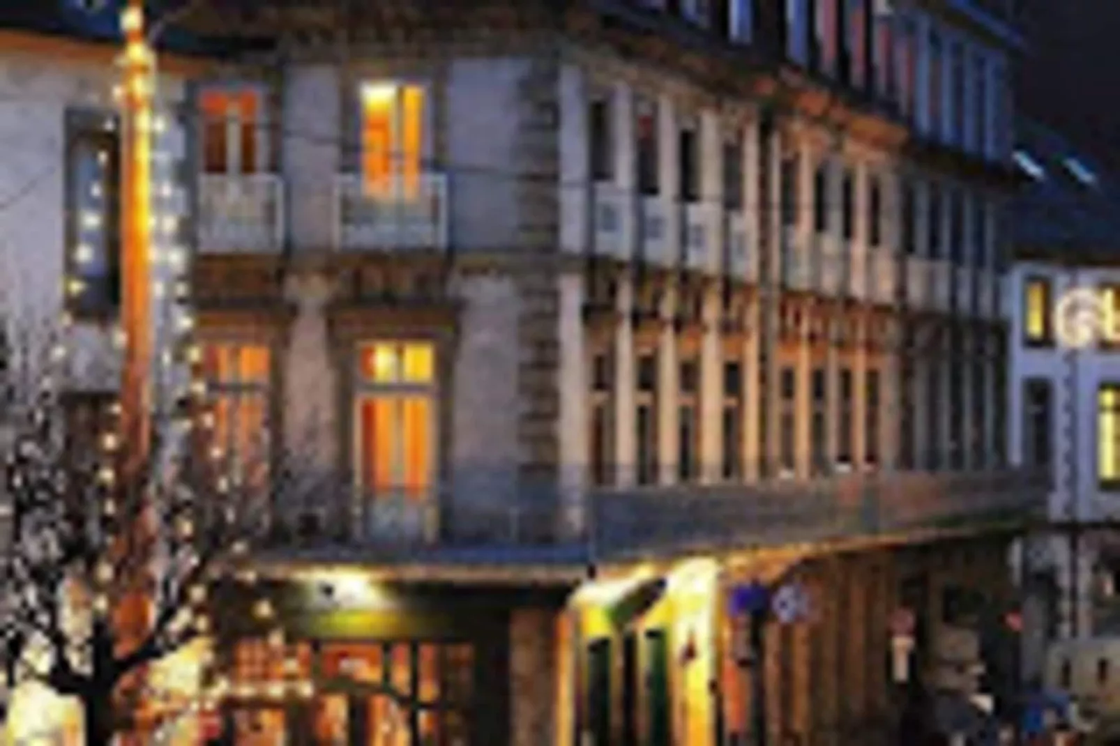 Résidence Regates-Buitenkant zomer