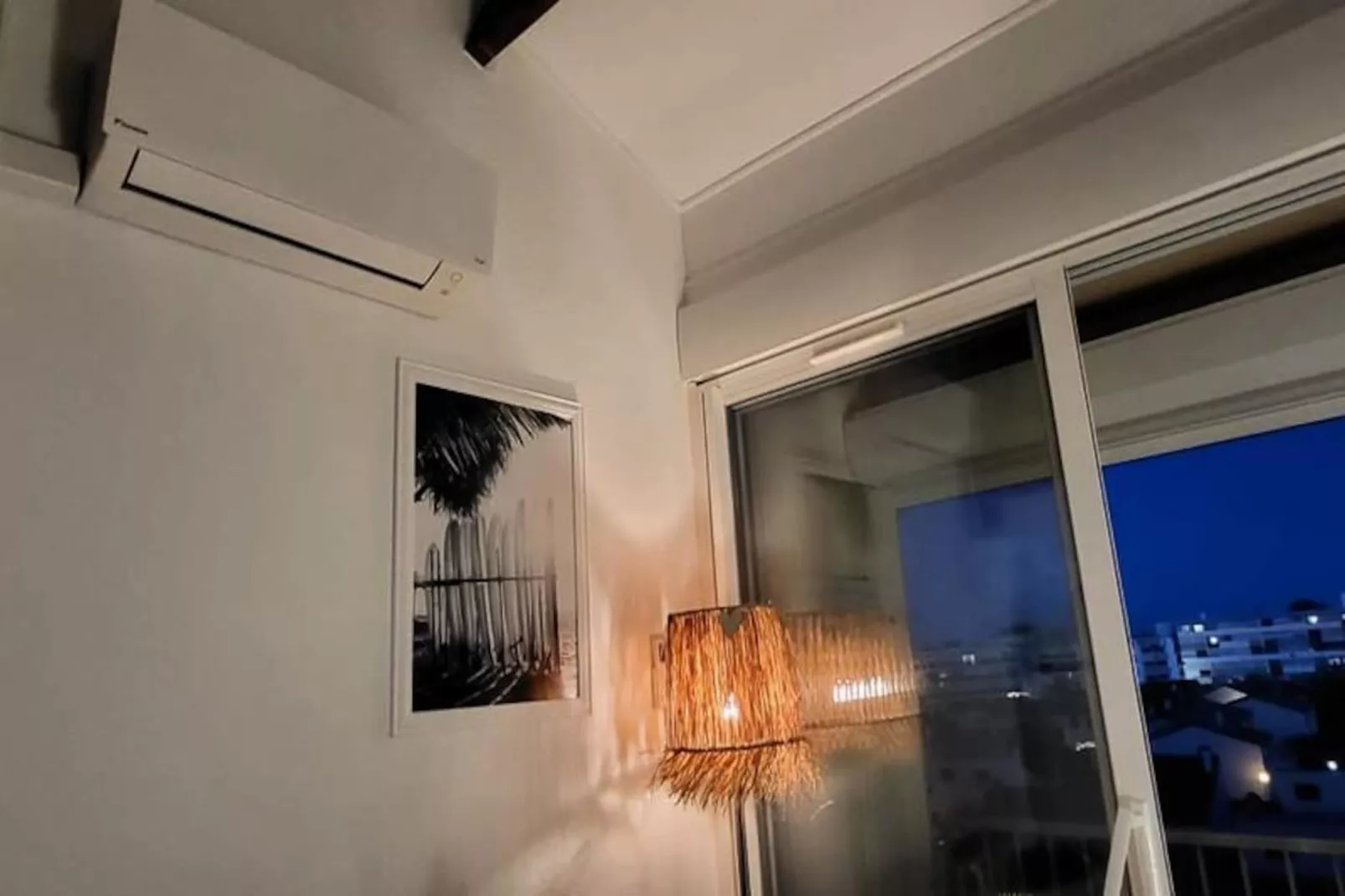 Résidence Petit Boudha Climatis&eacute; Mezzanine R&eacute;nov&eacute;  Parking 400m Plage ,50m Commerces-Image-tags.