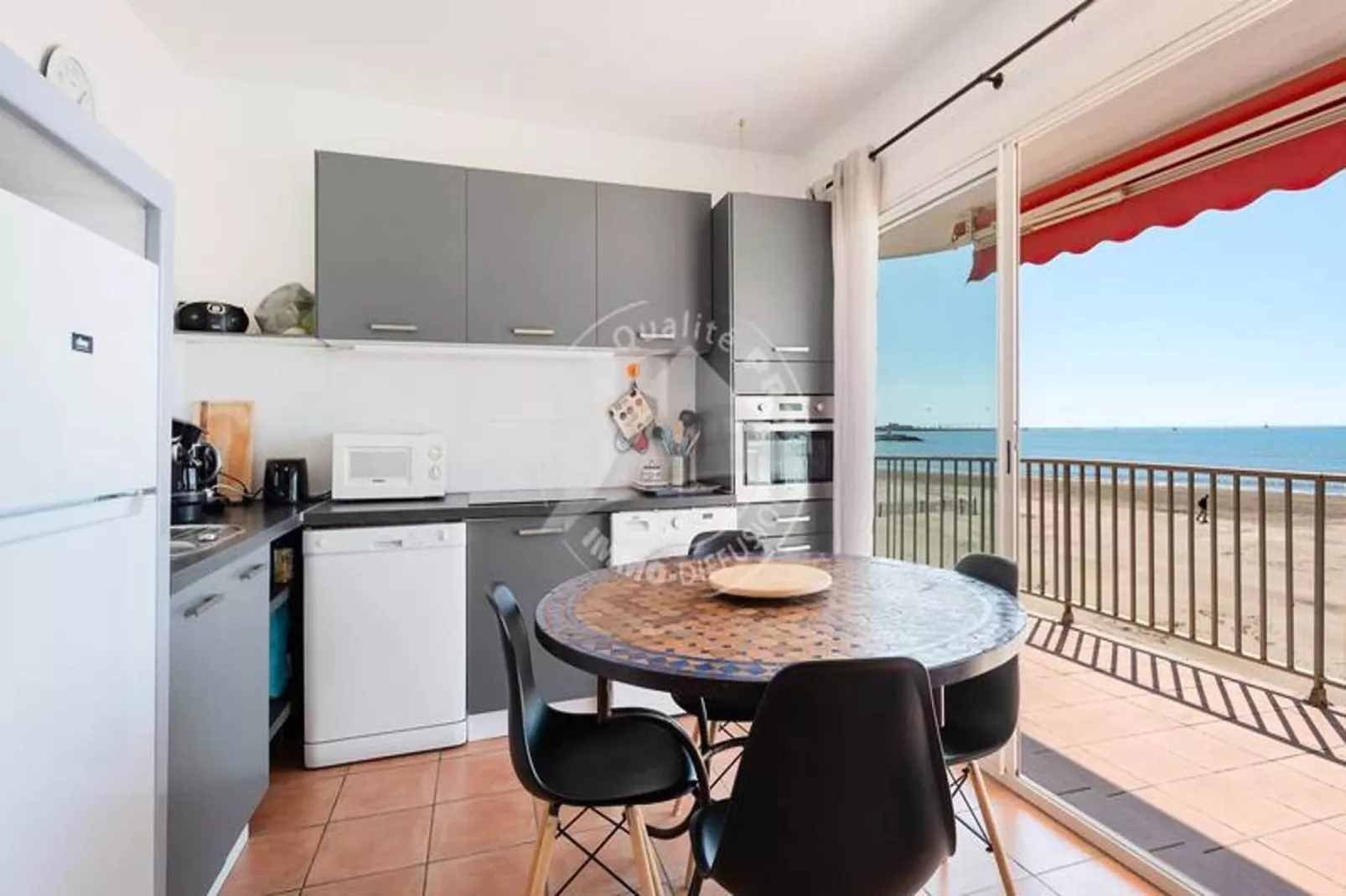 Résidence "le Magellan"-Eetkamer