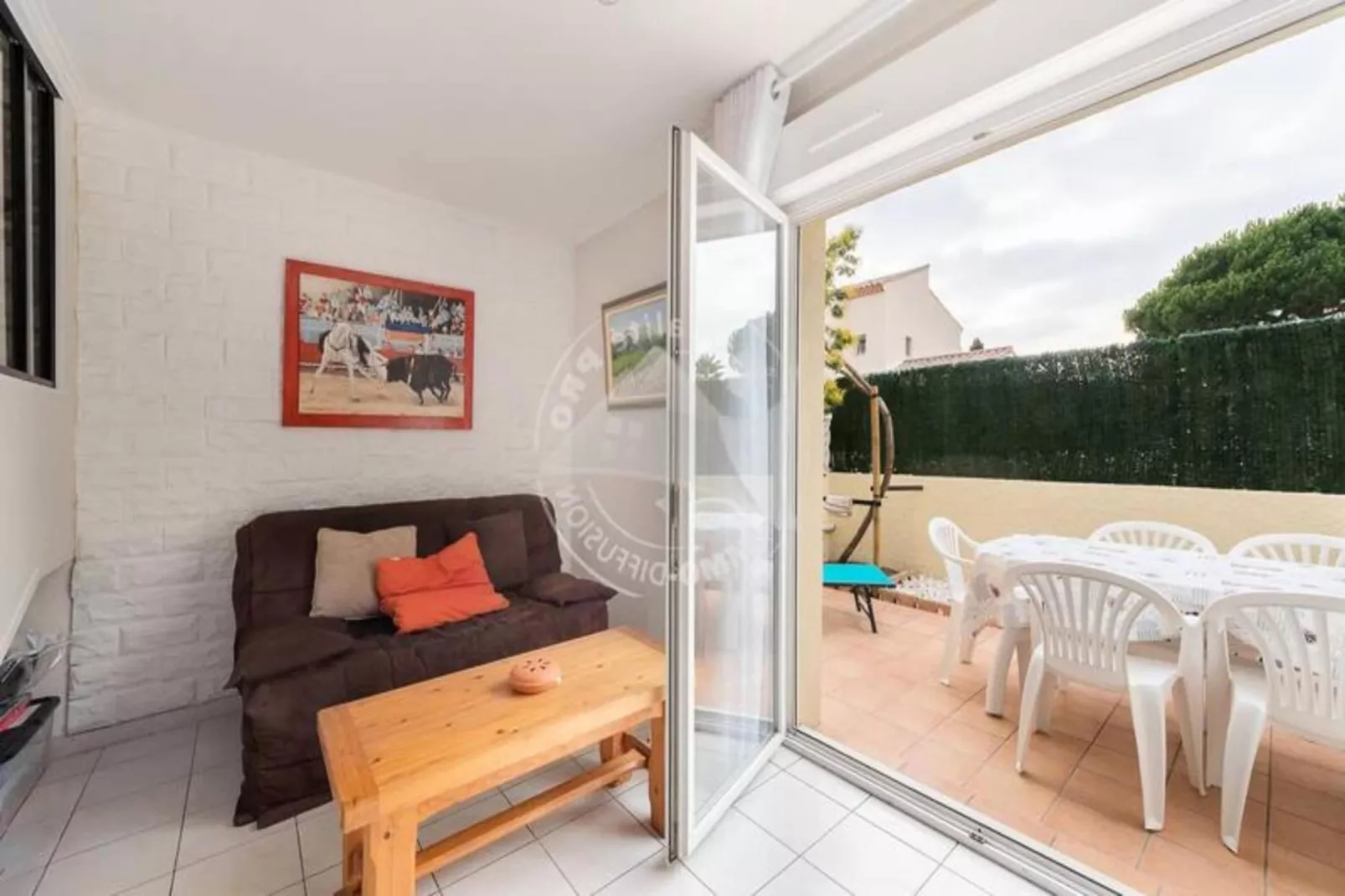 Résidence Impasse Des Lucines-Eetkamer