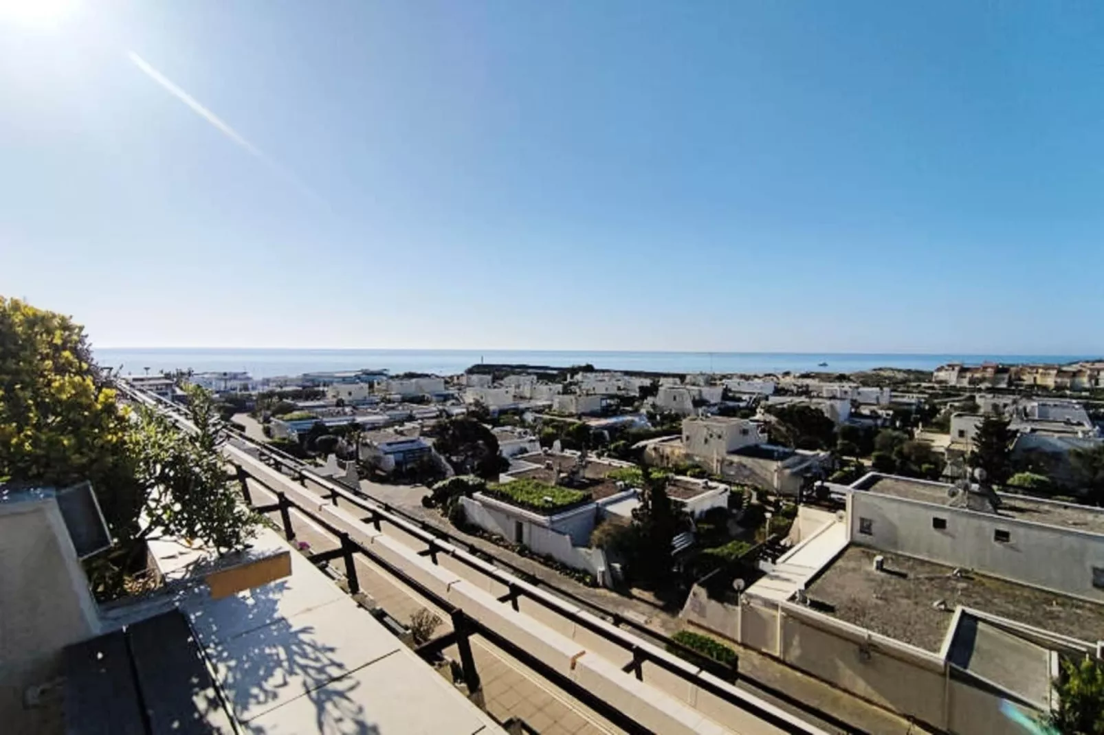 Résidence NATURISTE PORT NATURE-Uitzicht zomer