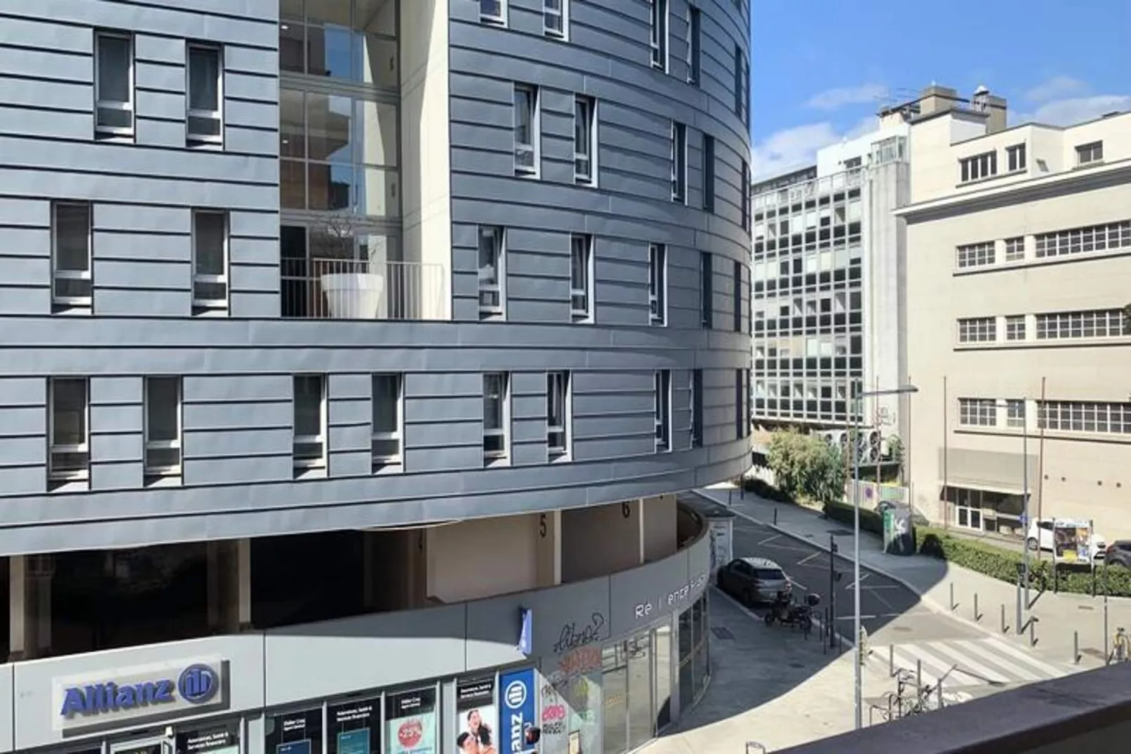 | Hello Sunshine ☀️| T3 6 Couchages| Caserne De Bonne-Buitenkant zomer