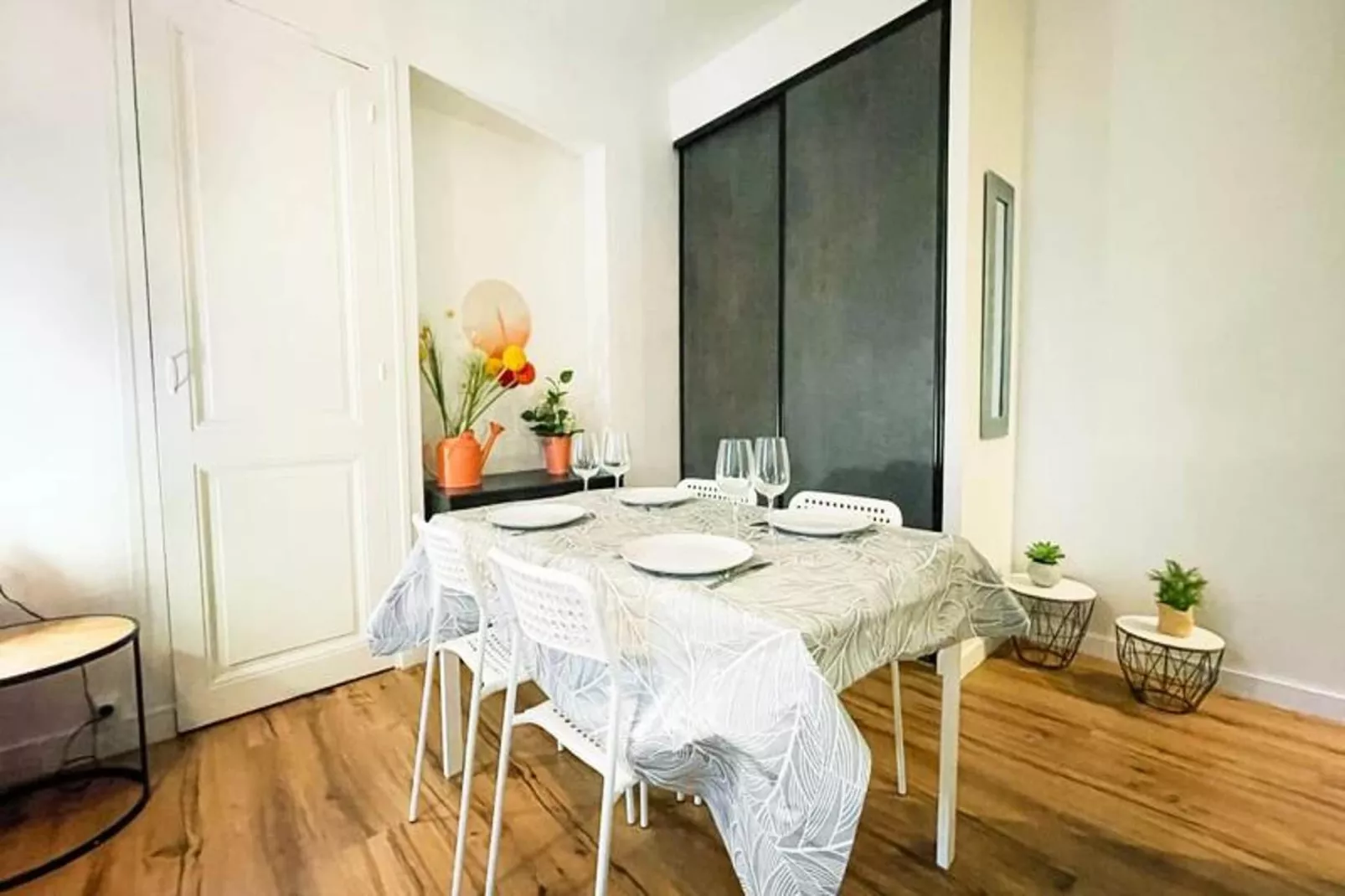 | Le Rochambeau 🎭 L'aigle | Vallier Lib&eacute;ration |-Eetkamer