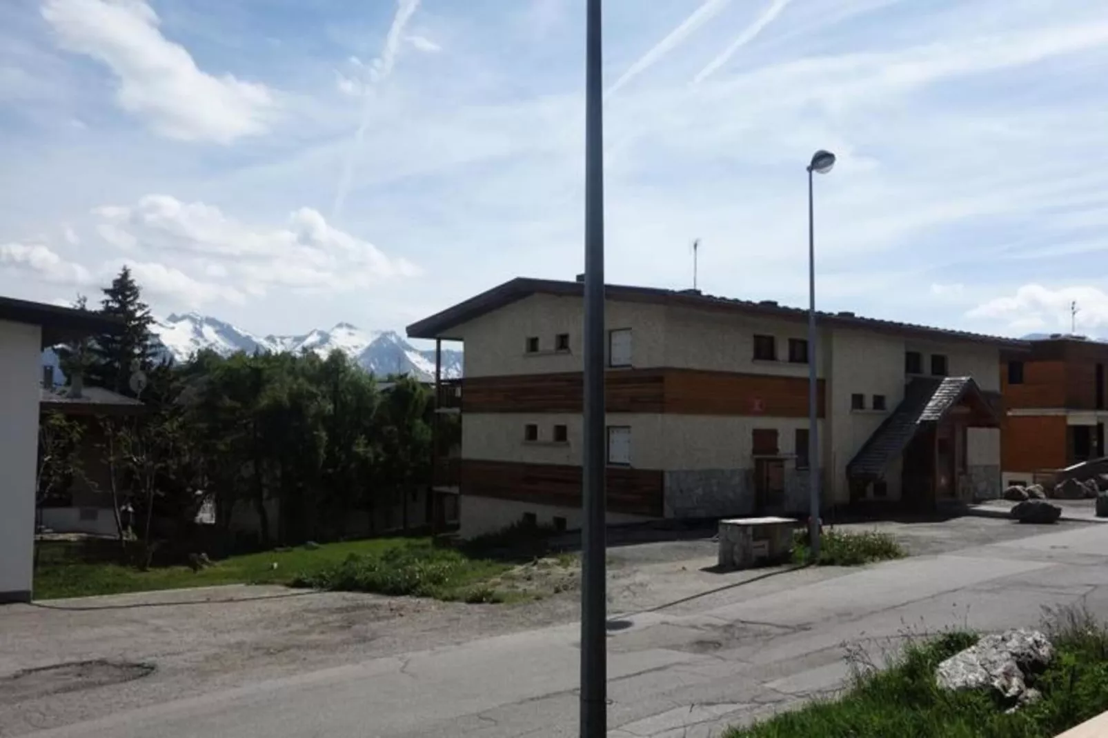 Résidence Samovar-Buitenkant zomer