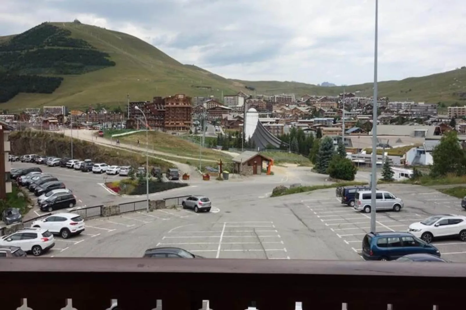 Résidence Val D'huez-Buitenkant zomer