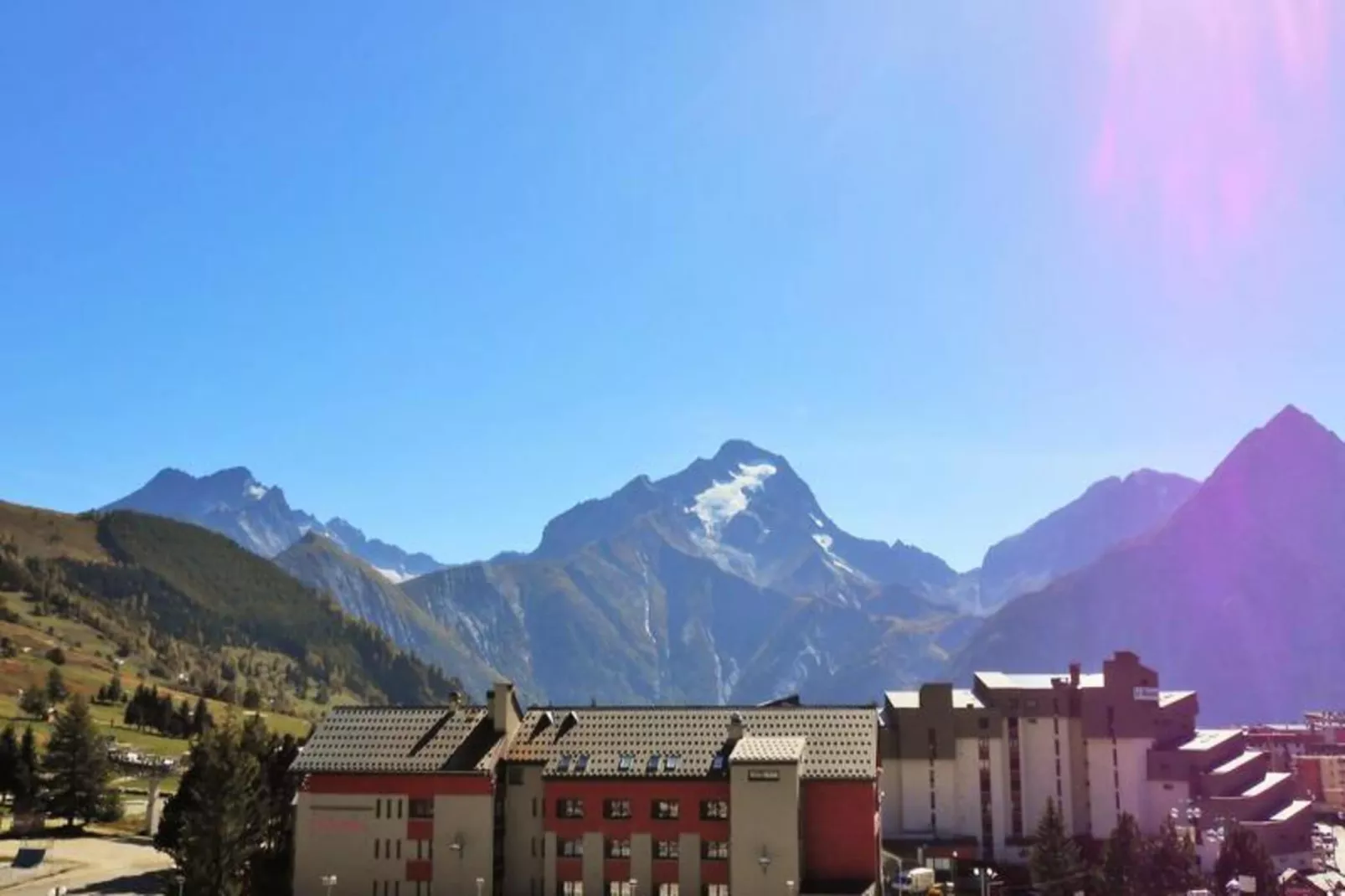 Résidence Vallee Blanche Chartreuse-Buitenkant zomer