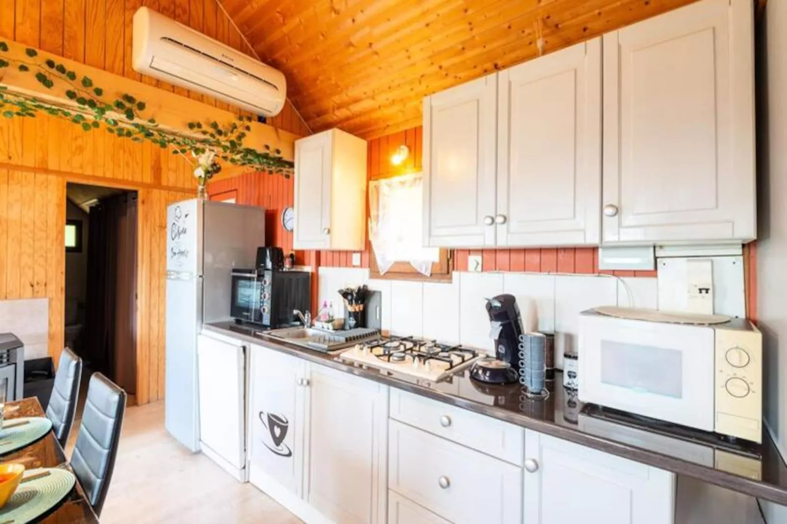 Gîte de France Chalet des 2 m 2/4 personnes 2 épis-Image-tags.